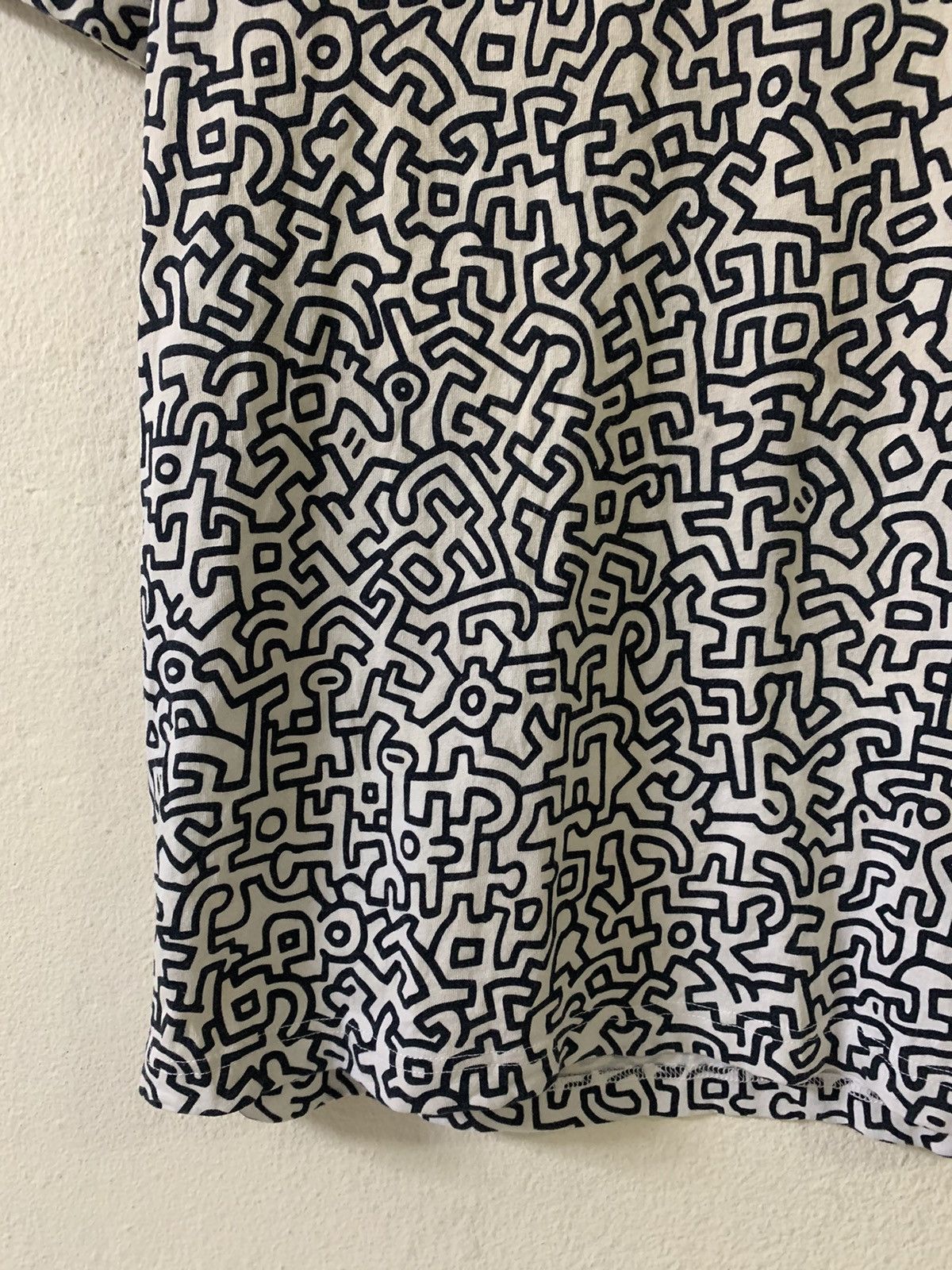Keith Haring Uniqlo x Keith Haring Full Print Tshirt Size US M / EU 48-50 / 2 - 3 Thumbnail