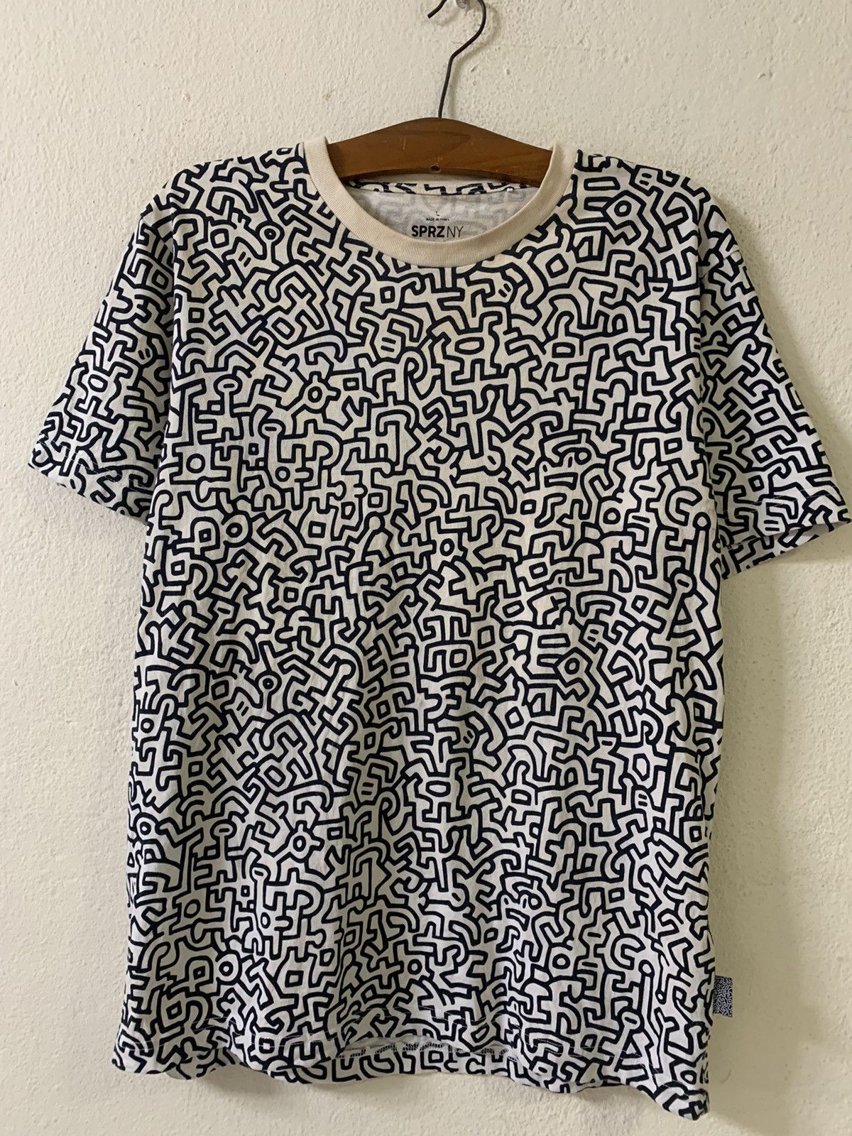 Keith Haring Uniqlo x Keith Haring Full Print Tshirt Size US M / EU 48-50 / 2 - 1 Thumbnail