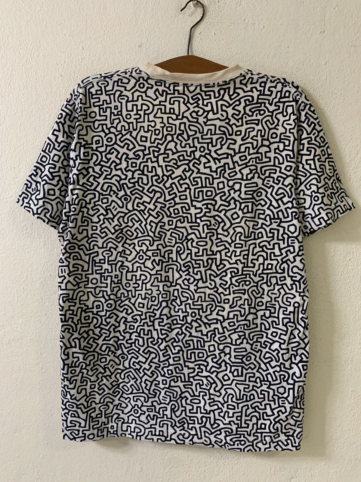 Keith Haring Uniqlo x Keith Haring Full Print Tshirt Size US M / EU 48-50 / 2 - 7 Thumbnail