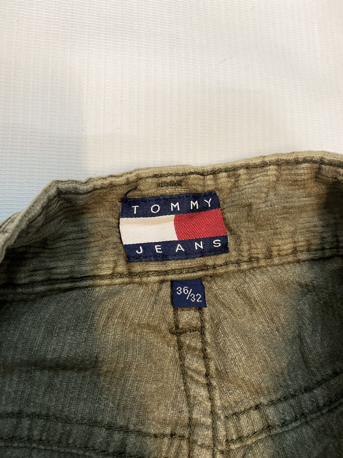 Tommy Hilfiger × Vintage Vintage Tommy Hilfiger Corduroy Pant Size US 36 / EU 52 - 7 Thumbnail