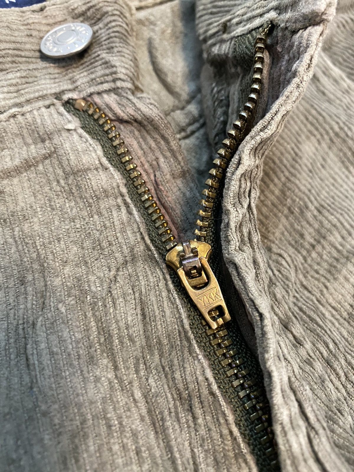 Tommy Hilfiger × Vintage Vintage Tommy Hilfiger Corduroy Pant Size US 36 / EU 52 - 5 Thumbnail
