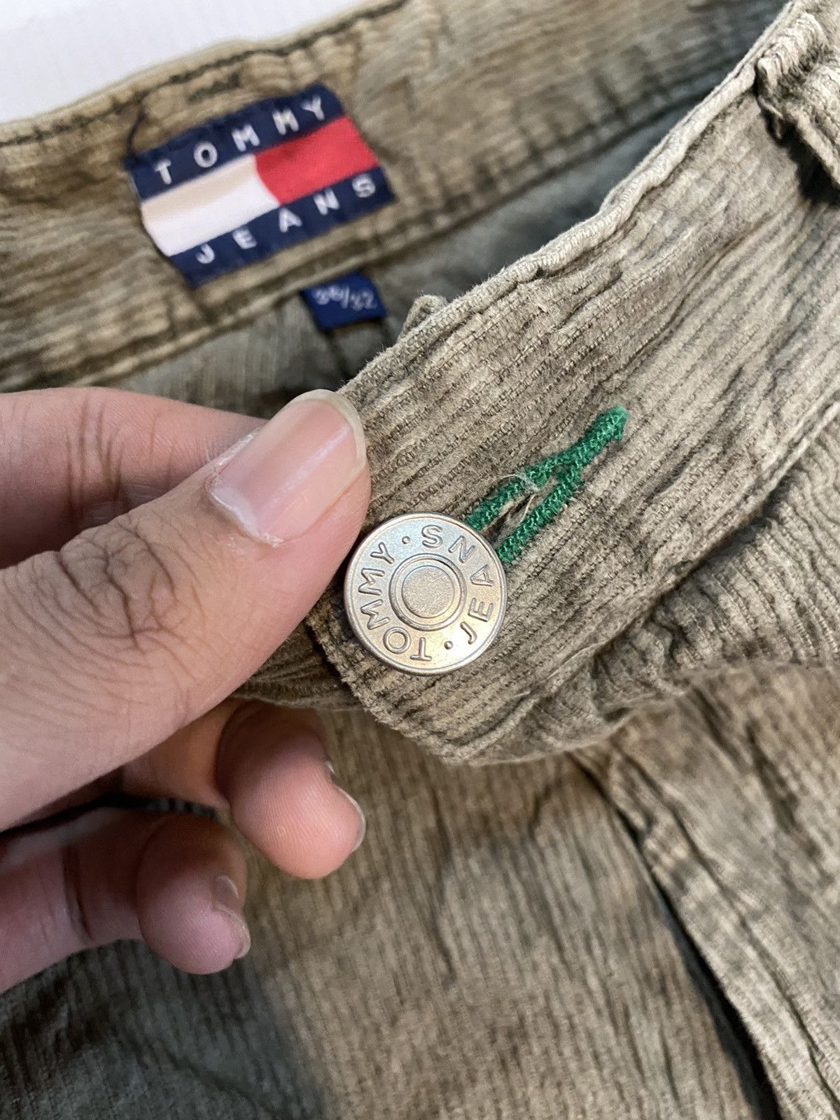 Tommy Hilfiger × Vintage Vintage Tommy Hilfiger Corduroy Pant Size US 36 / EU 52 - 4 Thumbnail
