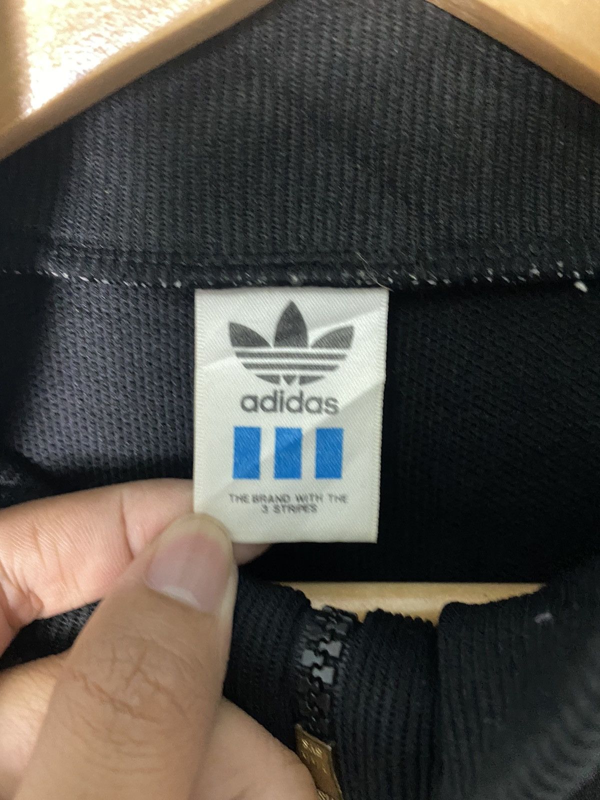 Adidas × Vintage Vintage Adidas Spell Out Sweatshirt Size US M / EU 48-50 / 2 - 6 Thumbnail