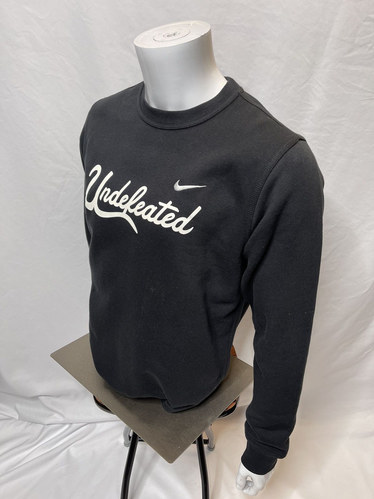 Nike × Undefeated Undefeated Nike sweatshirt Supreme Jordan Off white huff Size US M / EU 48-50 / 2 - 2 Thumbnail