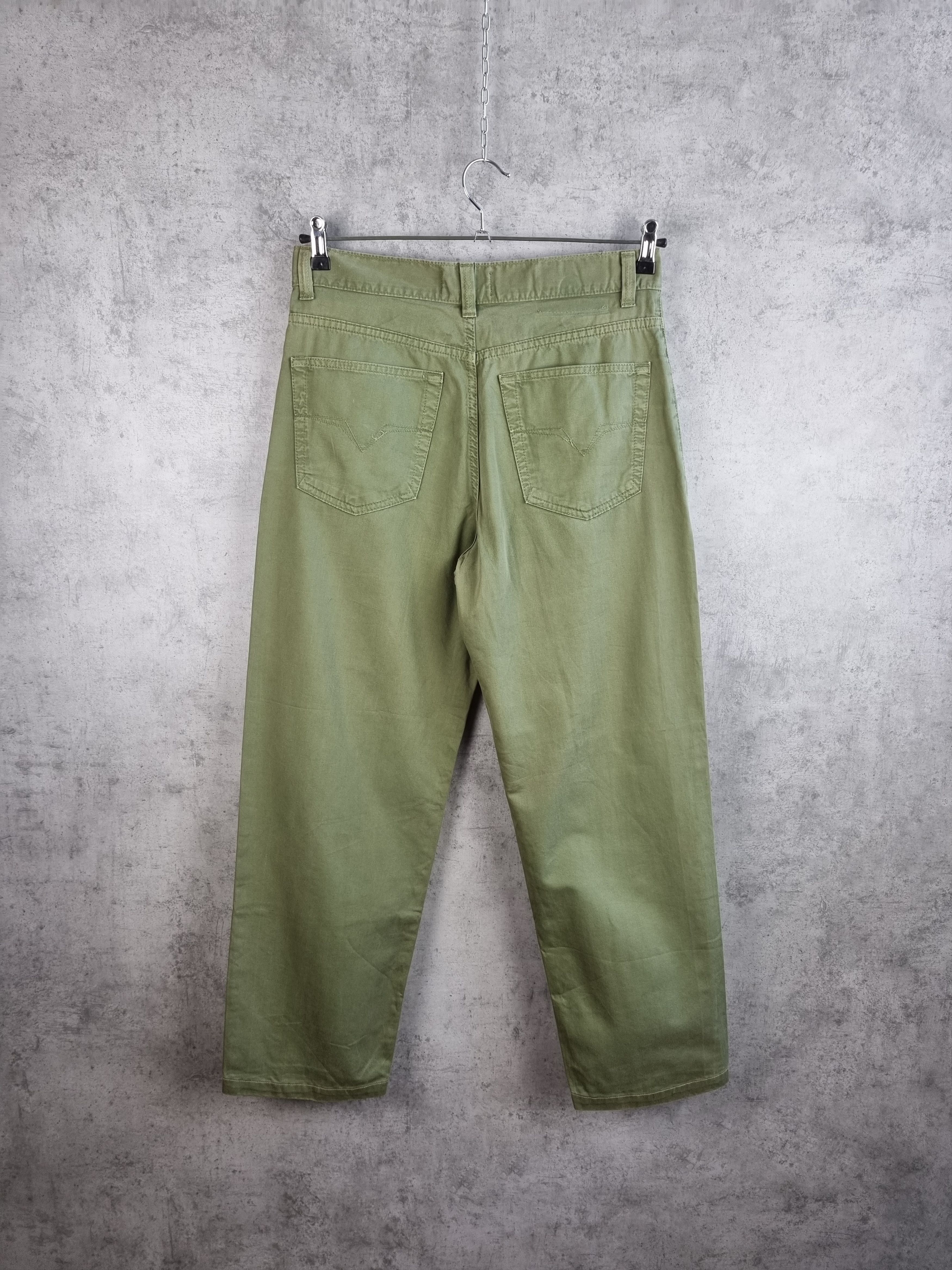 Gianni Valentino × Versace × Versace Jeans Couture 90s VERSACE Jeans Couture Military Green Light fabrics pant Size US 32 / EU 48 - 2 Thumbnail