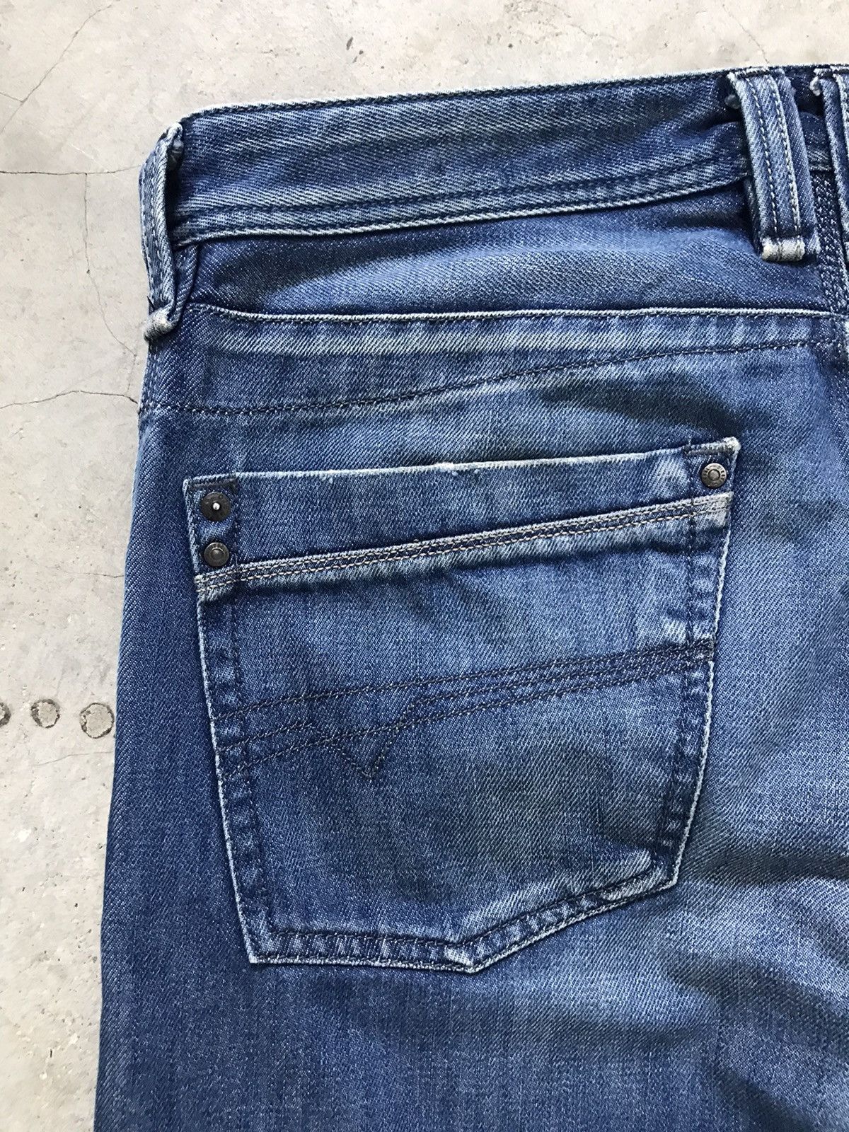 Diesel DIESEL TIMMEN Wash Denim Jeans Size US 31 - 12 Thumbnail