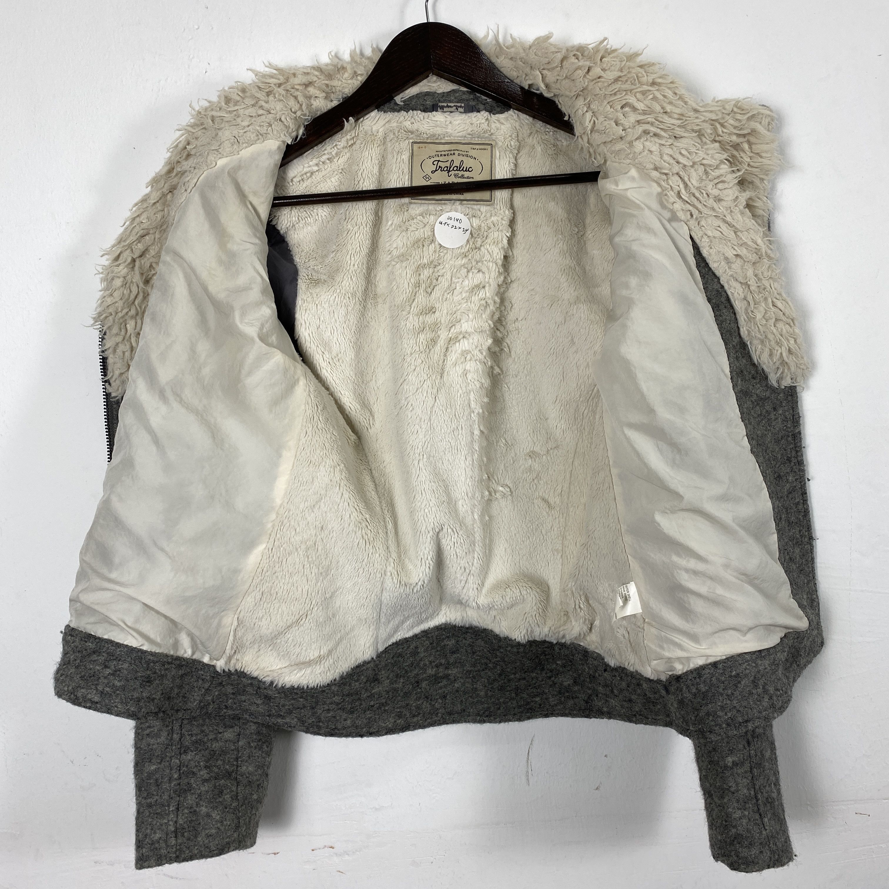 Zara Vintage Zara Trafaluc Outwear Faux Sheepskin Collar J0140 Size US M / EU 48-50 / 2 - 8 Thumbnail