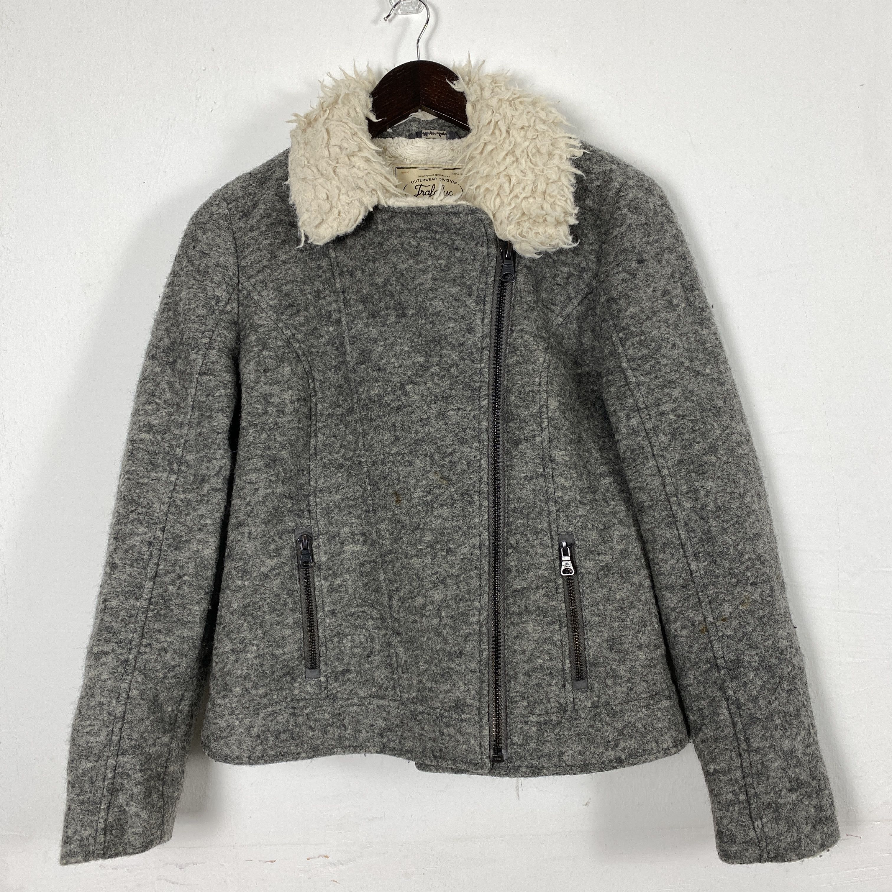 Zara Vintage Zara Trafaluc Outwear Faux Sheepskin Collar J0140 Size US M / EU 48-50 / 2 - 1 Thumbnail