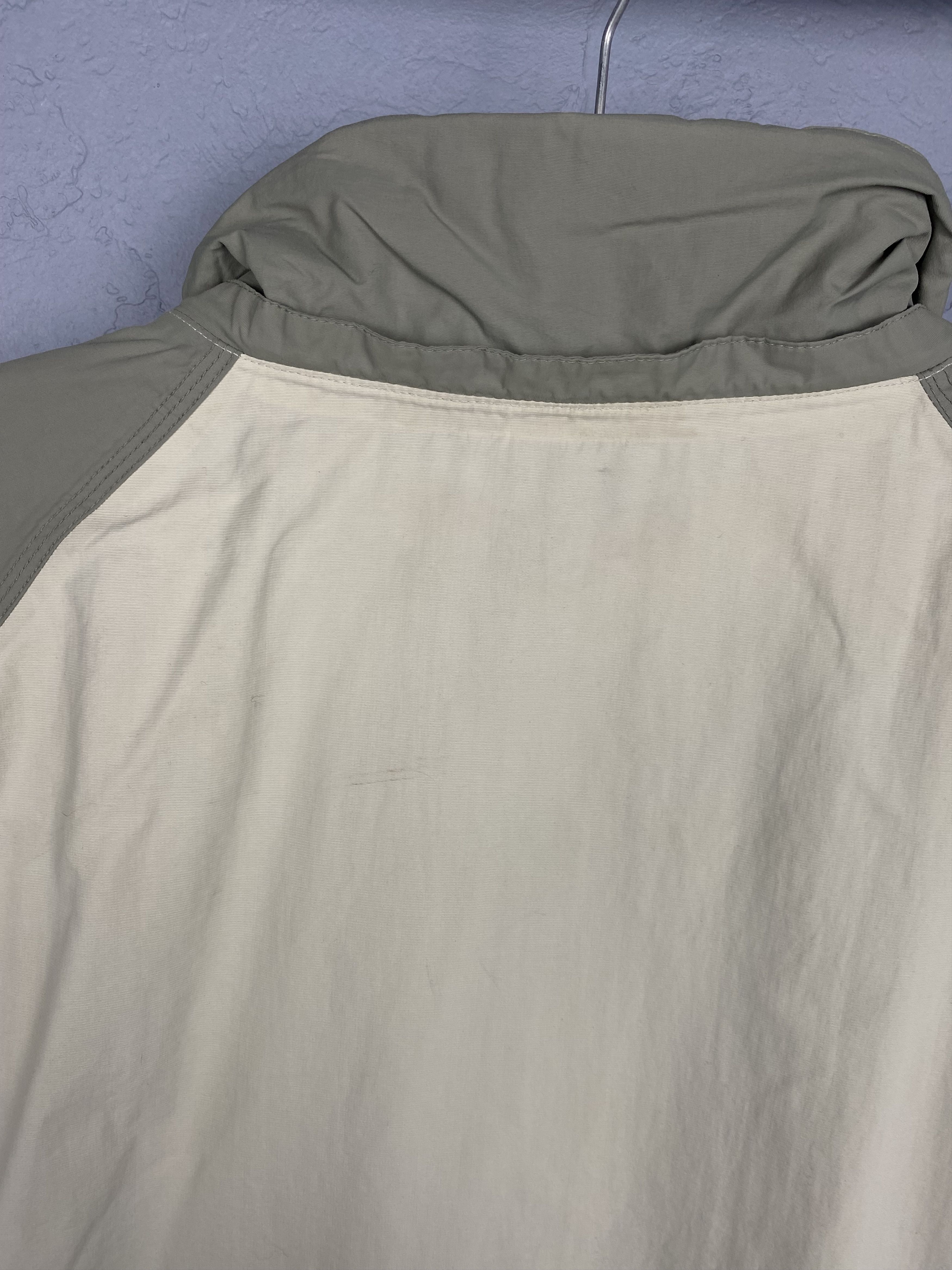 acg snowboard jacket