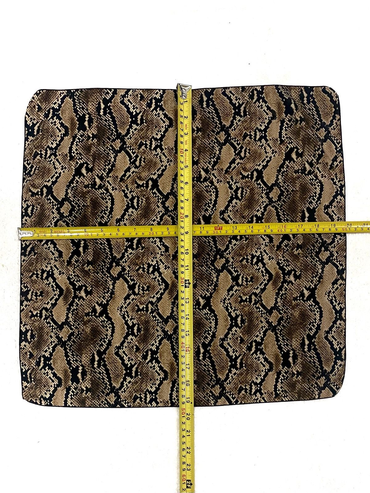 Designer 🔥RARE🔥PYTHON HANDKERCHIEF NECKERCHIEF BANDANA Size ONE SIZE - 4 Thumbnail