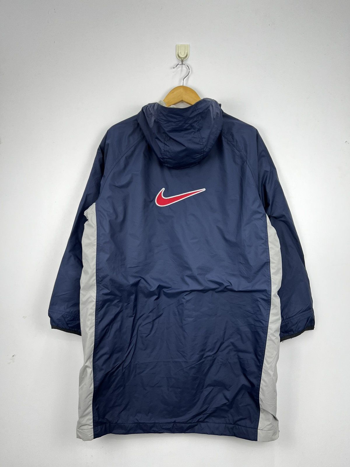 Nike Vintage Nike Big Logo Long Jacket Parkas Jacket J0005 Size US L / EU 52-54 / 3 - 1 Thumbnail
