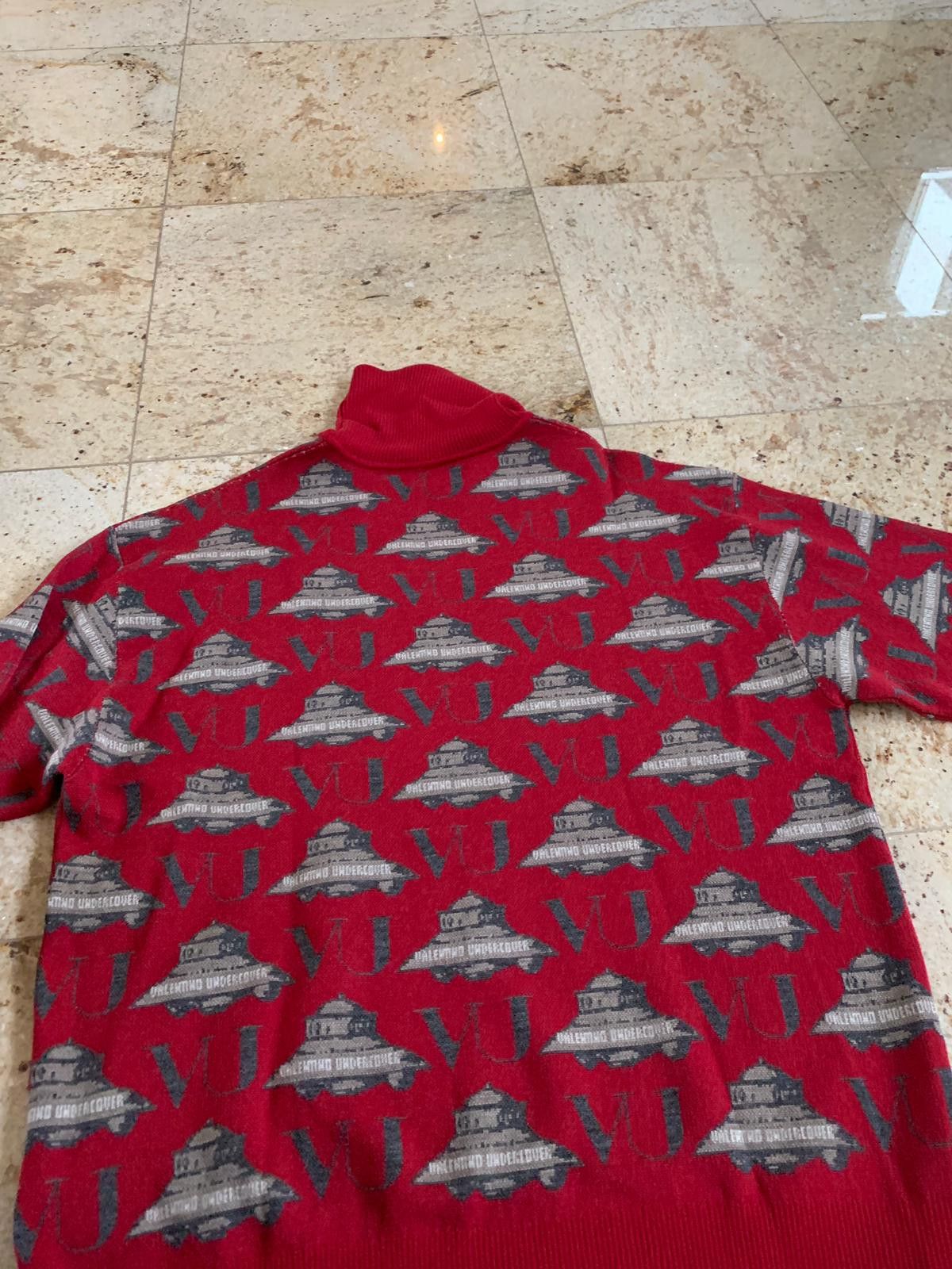 Undercover × Valentino Turtleneck in Red Size US L / EU 52-54 / 3 - 16 Thumbnail