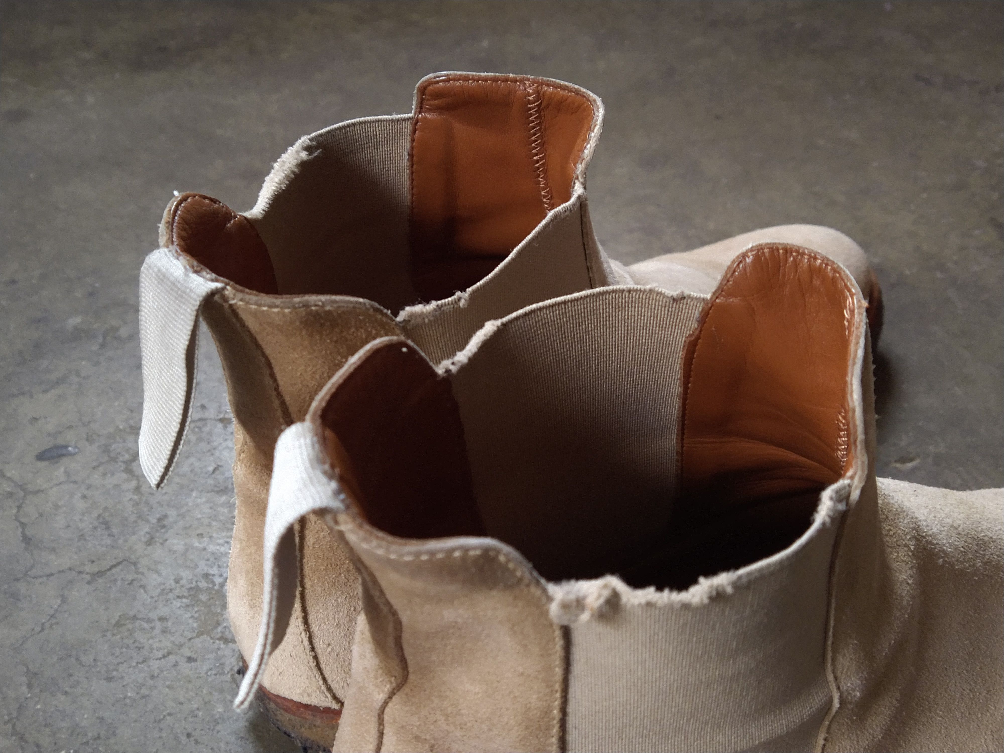 Common Projects Common Projects Chelsea Boots Size 9 42 Beige Suede Size US 9 / EU 42 - 14 Thumbnail