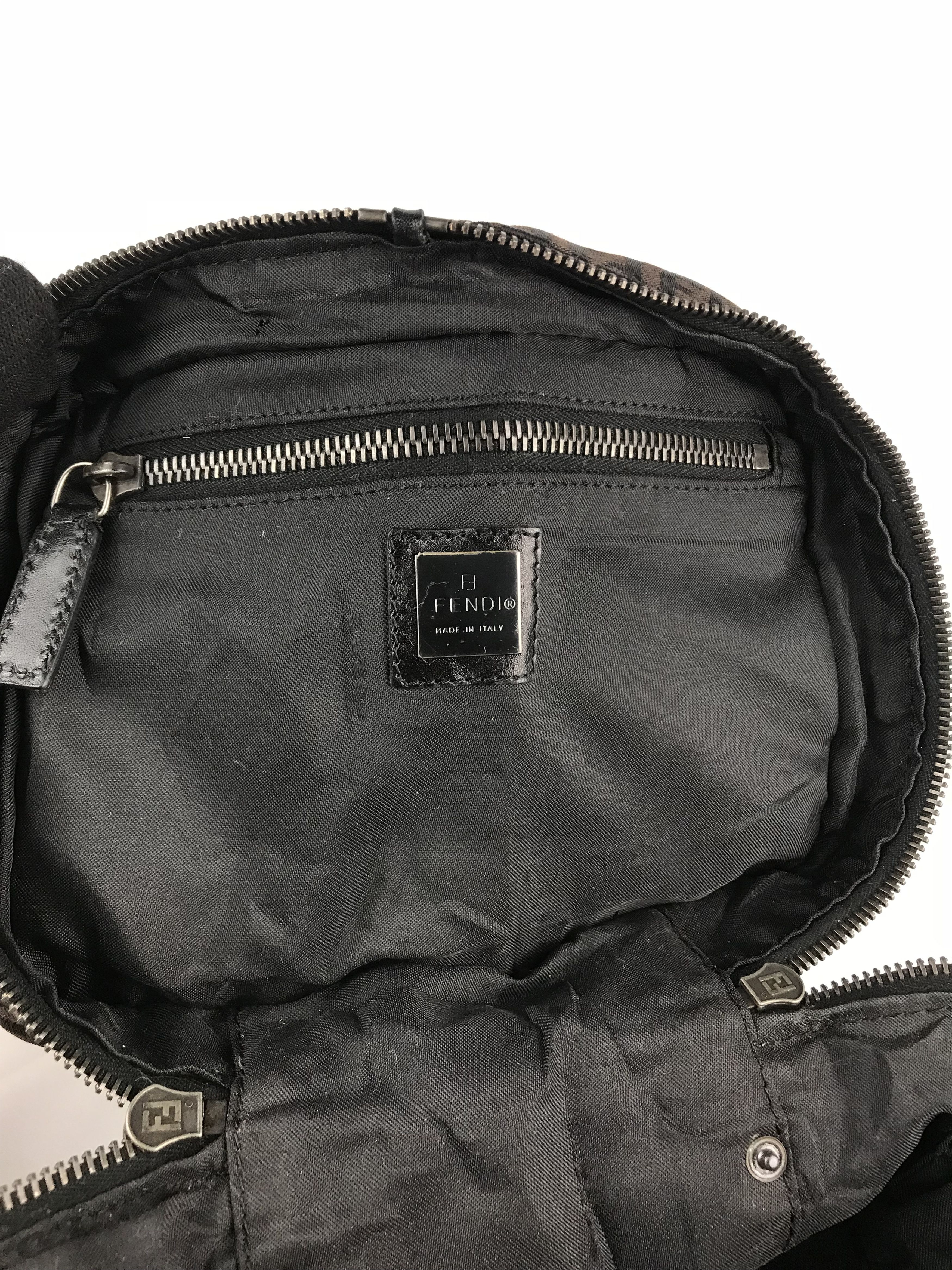 Fendi 🔥Rare🔥Auth Fendi Zucca Monogram Cosmetics Size ONE SIZE - 4 Thumbnail