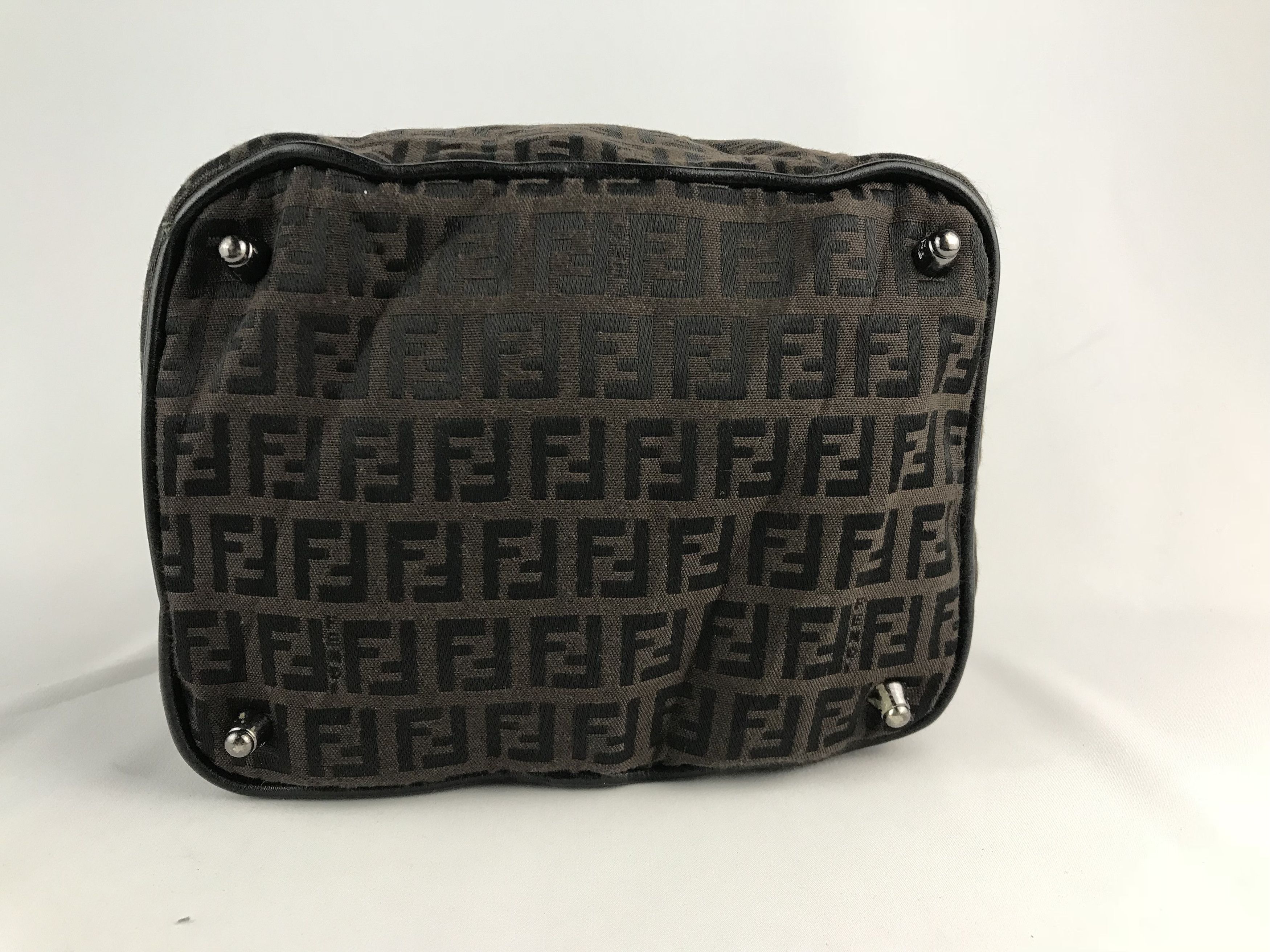 Fendi 🔥Rare🔥Auth Fendi Zucca Monogram Cosmetics Size ONE SIZE - 16 Thumbnail