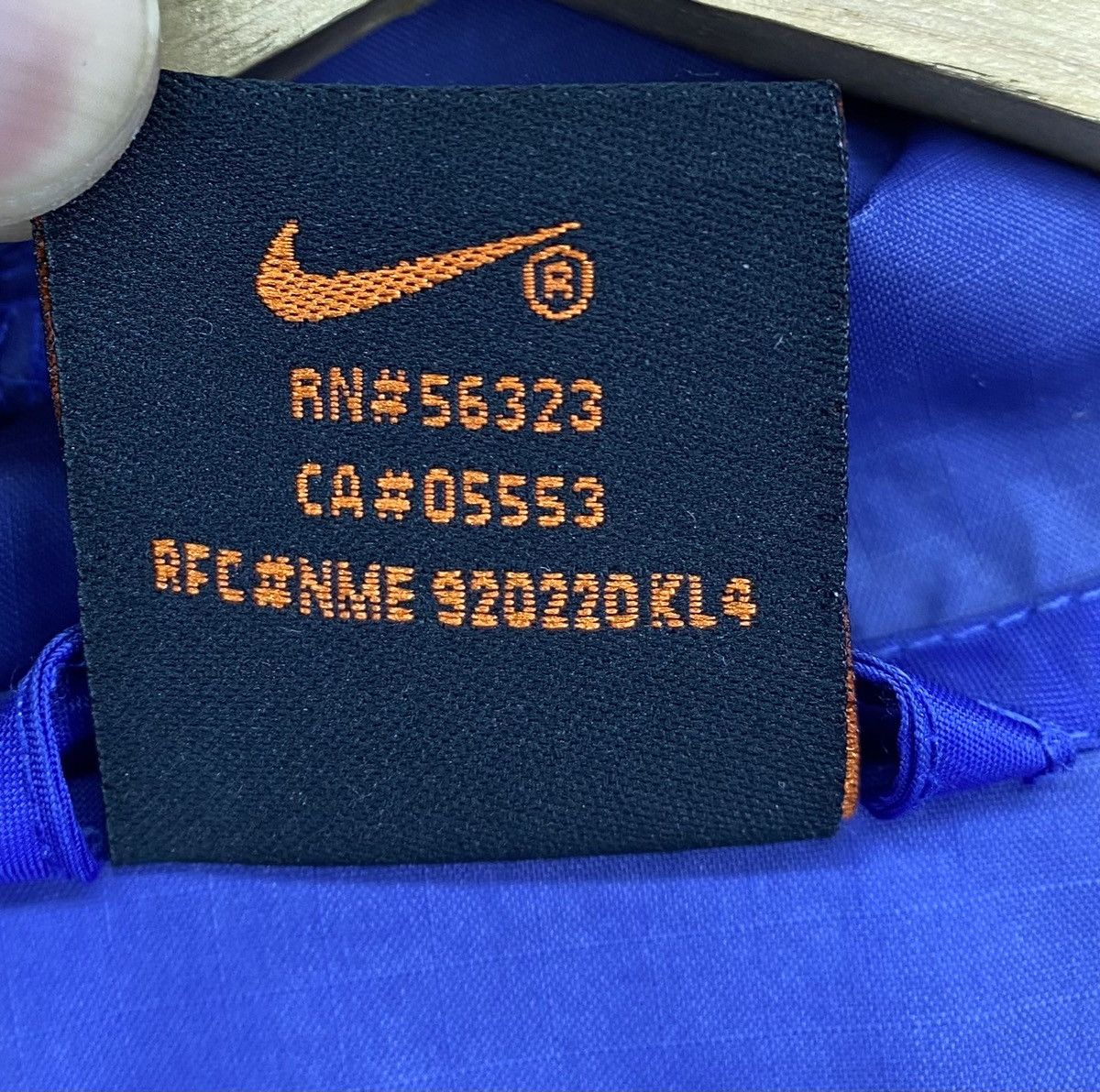 Nike ACG Vintage Nike ACG Big Logo Windbreaker Jacket Size US M / EU 48-50 / 2 - 10 Thumbnail