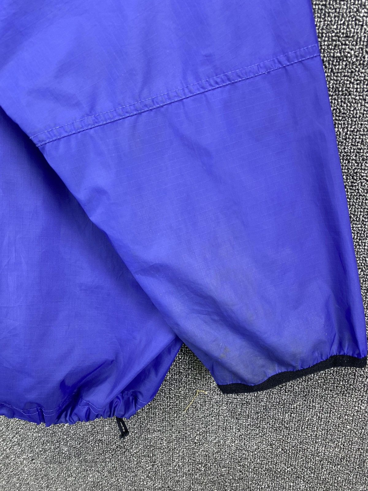 Nike ACG Vintage Nike ACG Big Logo Windbreaker Jacket Size US M / EU 48-50 / 2 - 17 Thumbnail