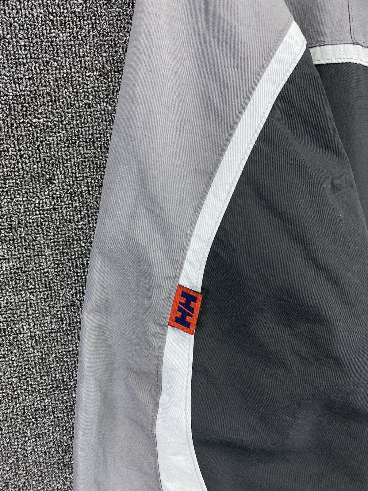 Helly Hansen Vintage Helly Hansen HellyTech Jacket Arc’teryx Style Jacket Size US S / EU 44-46 / 1 - 10 Thumbnail