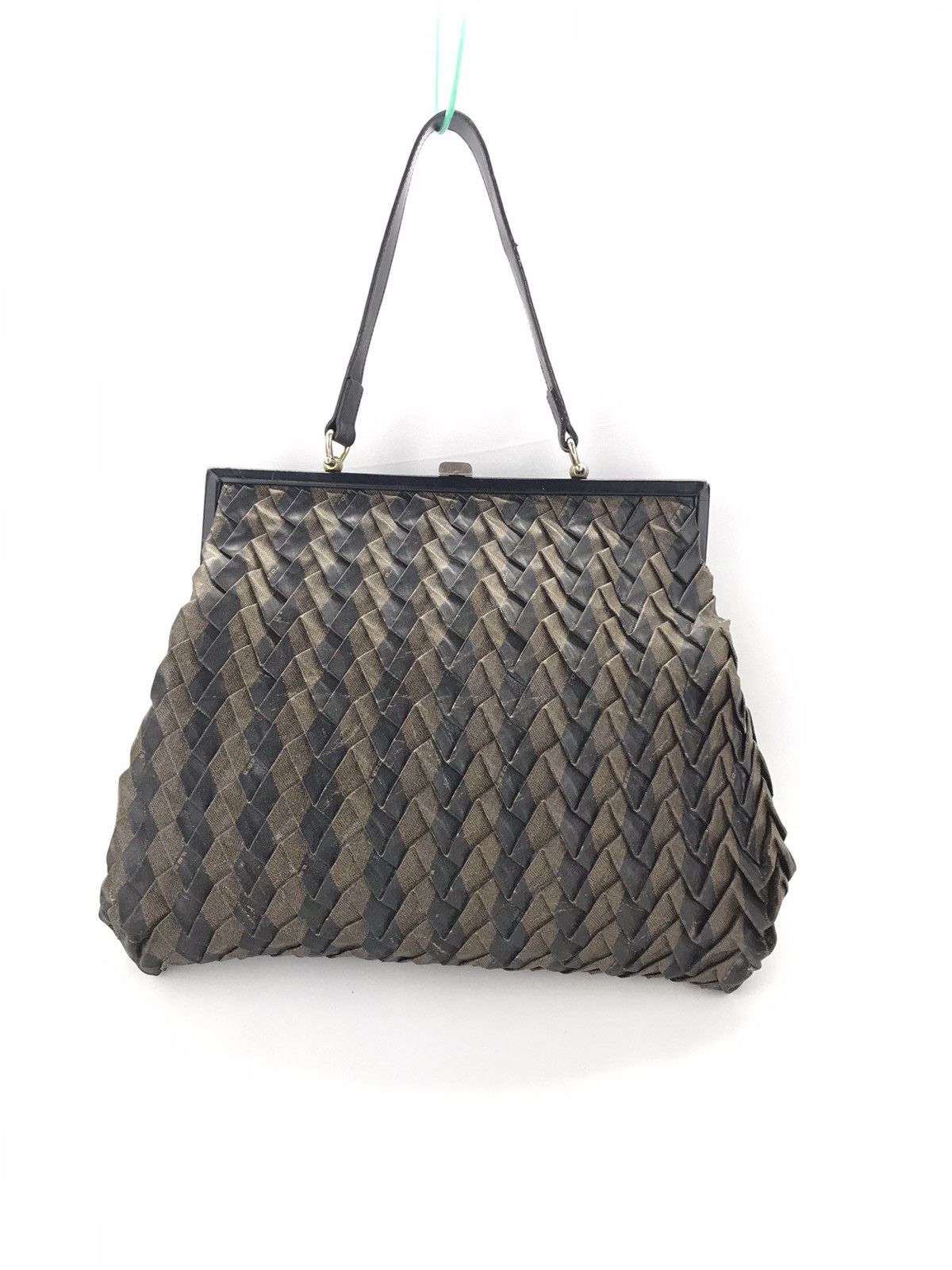 Fendi ❌Last Drop❌ 🔥Rare🔥 Auth Fendi Kelly Style one handle bag Size ONE SIZE - 1 Thumbnail