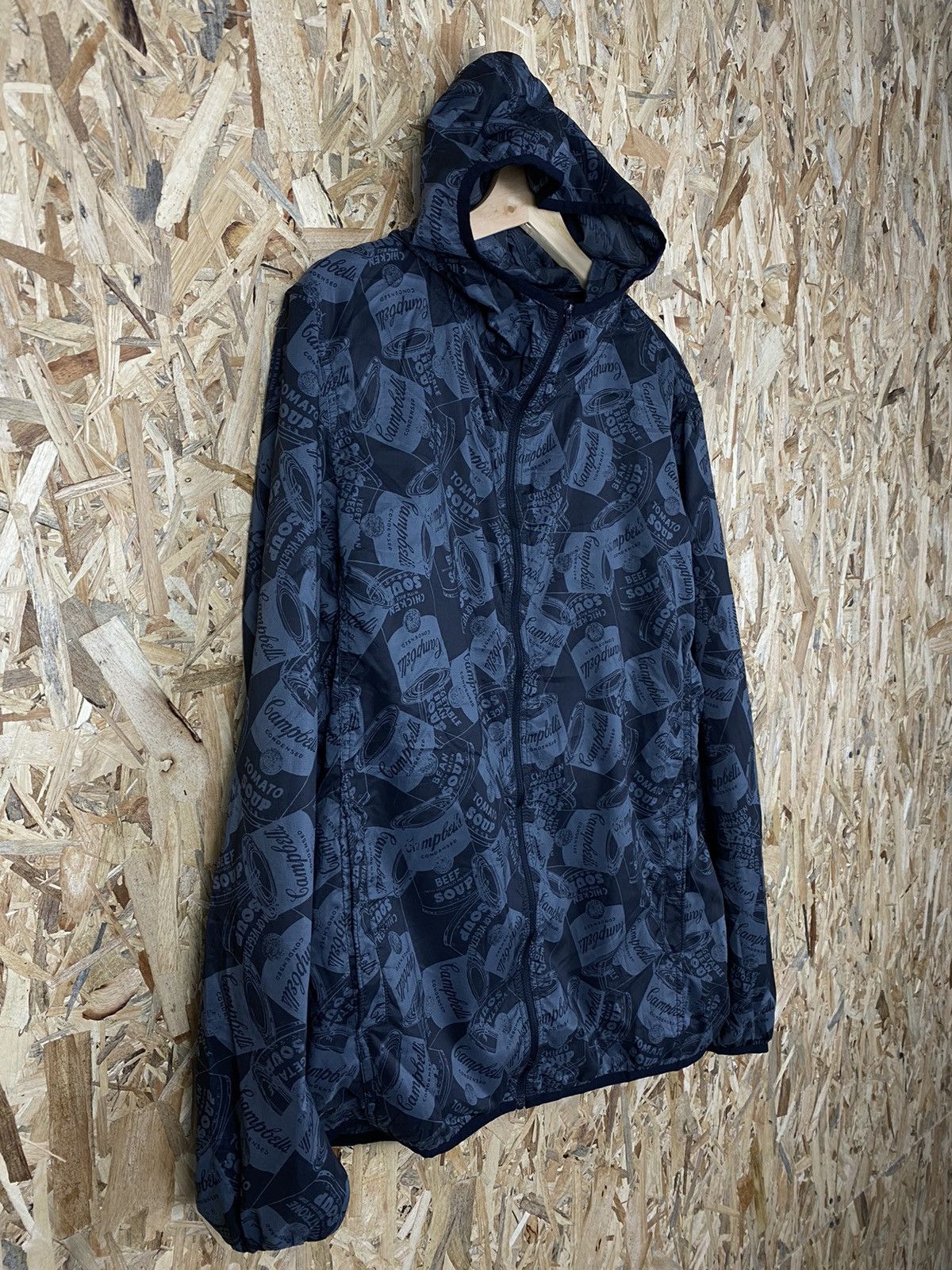 Andy Warhol × Uniqlo STEAL 🔥 Andy Warhol Full Print Campbell Hoodie Windbreaker Size US XL / EU 56 / 4 - 2 Thumbnail