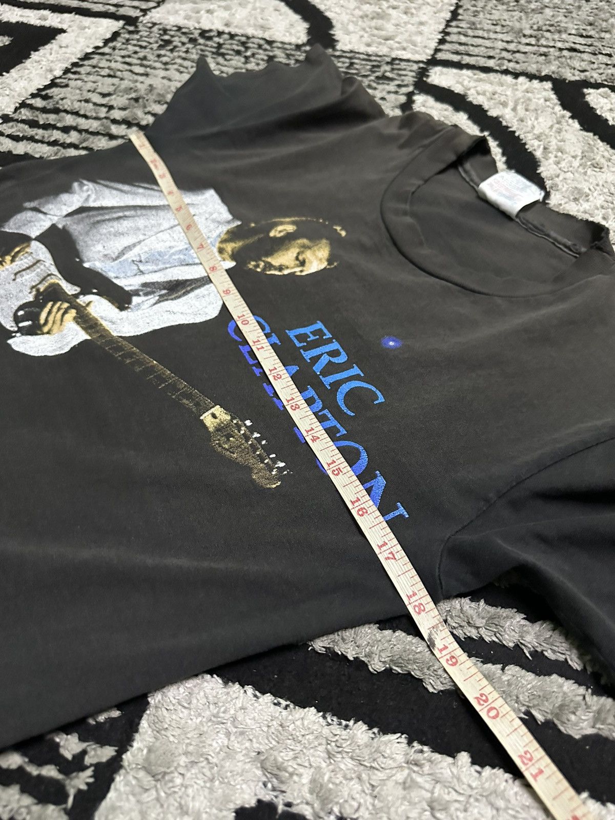 Band Tees Vintage 80s Eric Clapton tee Size US S / EU 44-46 / 1 - 8 Thumbnail