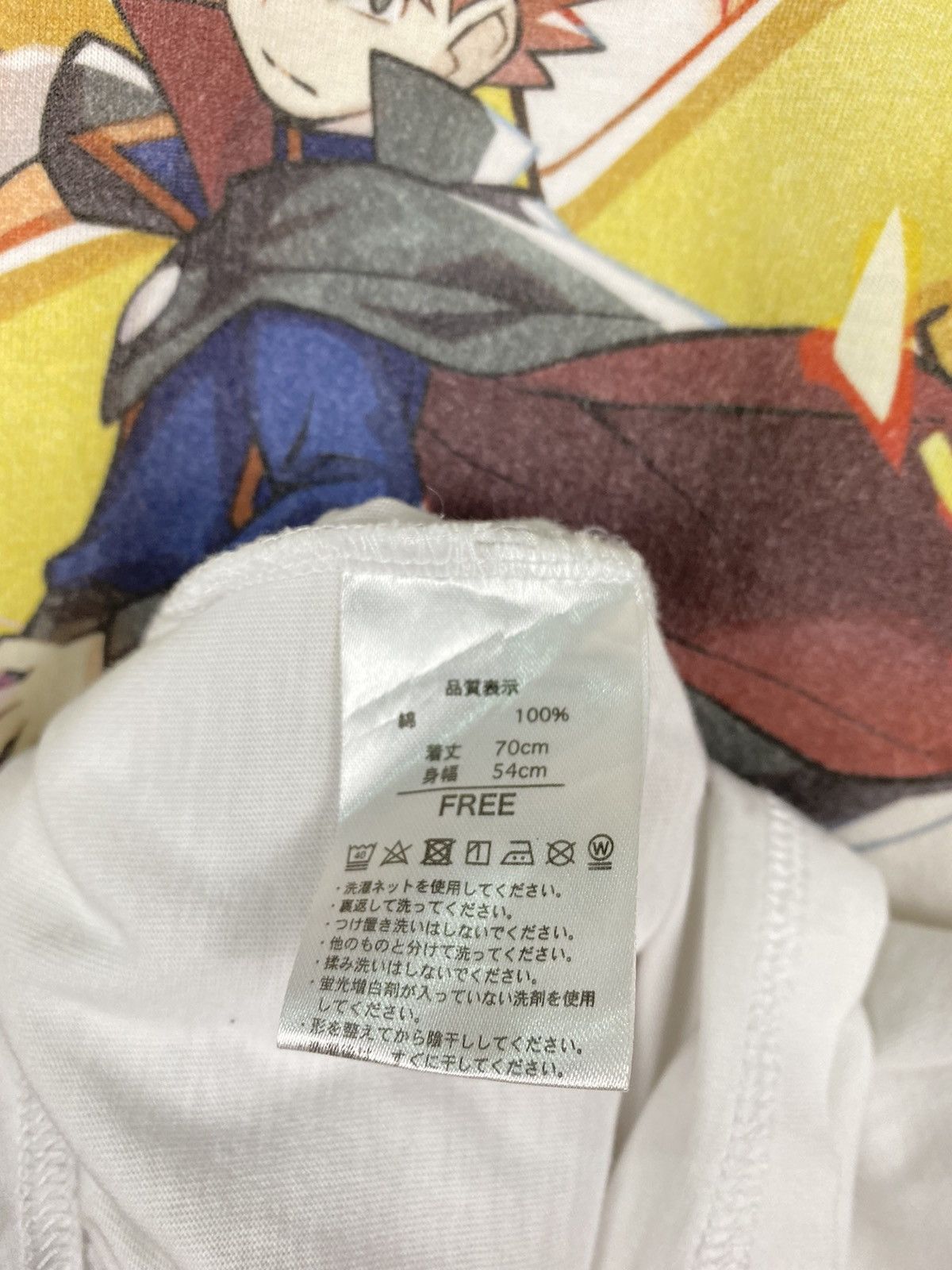 Anime OFFER 🔥 Vintage Dragonite Character of Pokemon Tshirt Tee Size US M / EU 48-50 / 2 - 5 Thumbnail