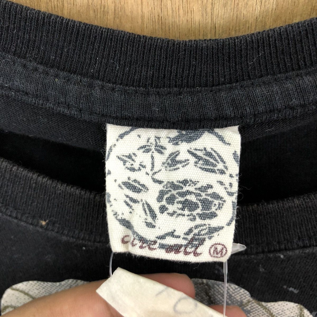 Japanese Brand DLL Japan Dragon Black Tshirt vintage #101 Size US S / EU 44-46 / 1 - 5 Thumbnail