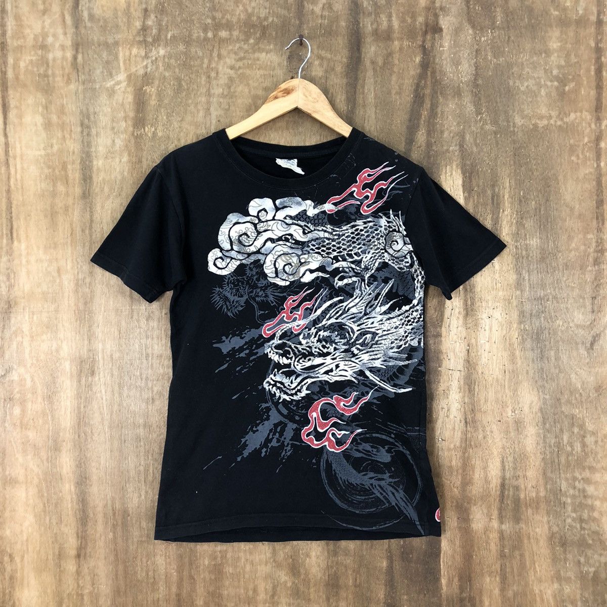 Japanese Brand DLL Japan Dragon Black Tshirt vintage #101 Size US S / EU 44-46 / 1 - 1 Thumbnail