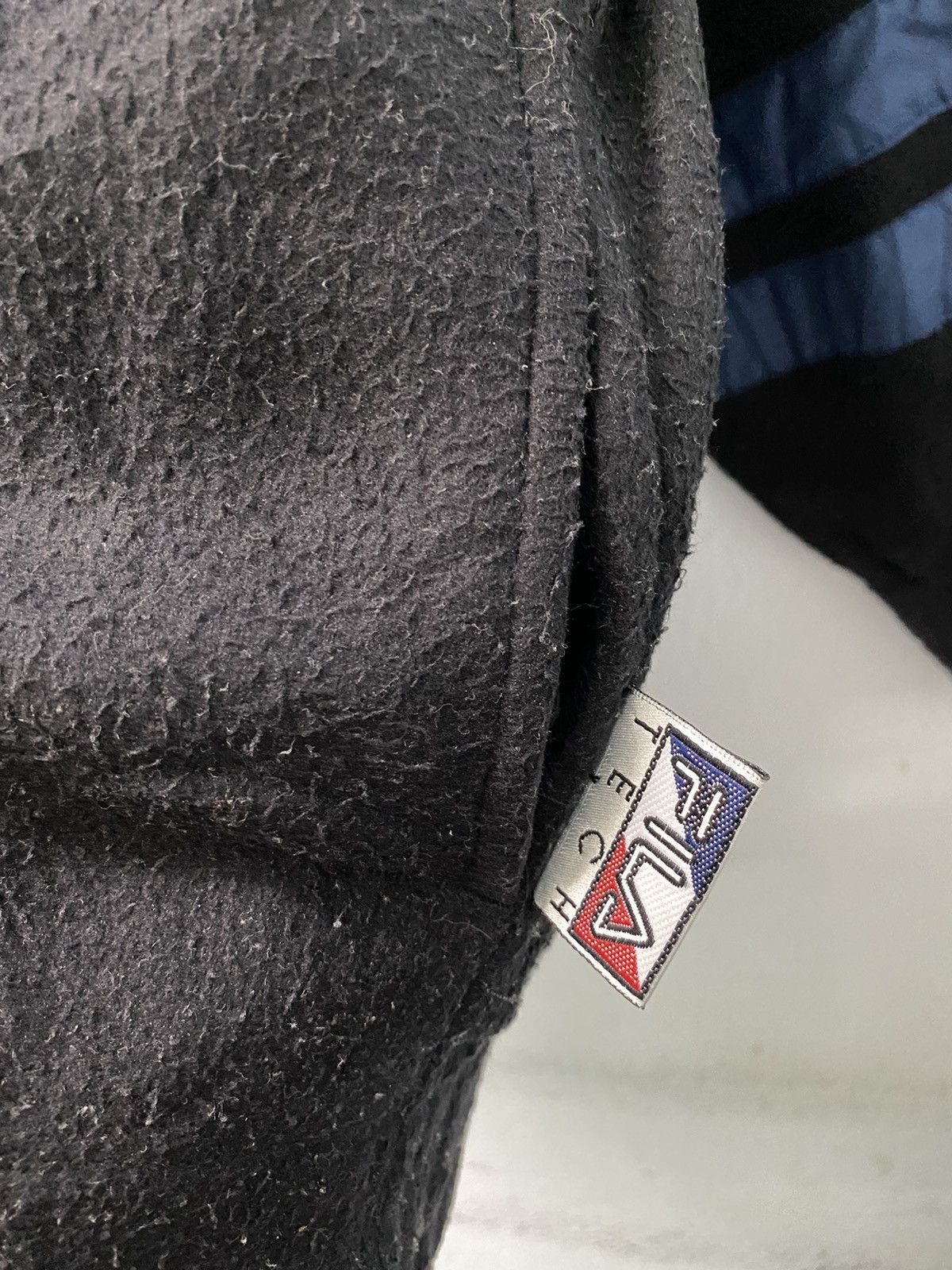 Fila × Vintage Vintage Fila Embroidered Logo Sweatshirt Size US L / EU 52-54 / 3 - 3 Thumbnail