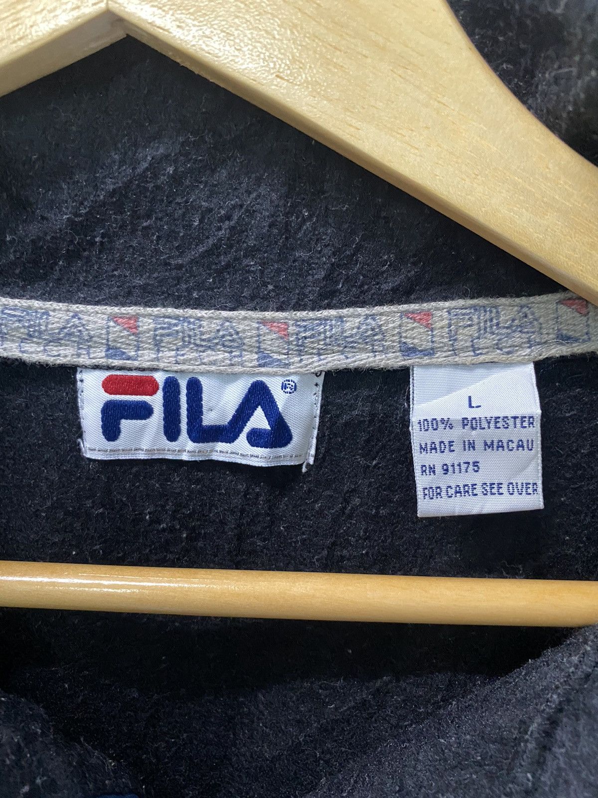 Fila × Vintage Vintage Fila Embroidered Logo Sweatshirt Size US L / EU 52-54 / 3 - 8 Thumbnail