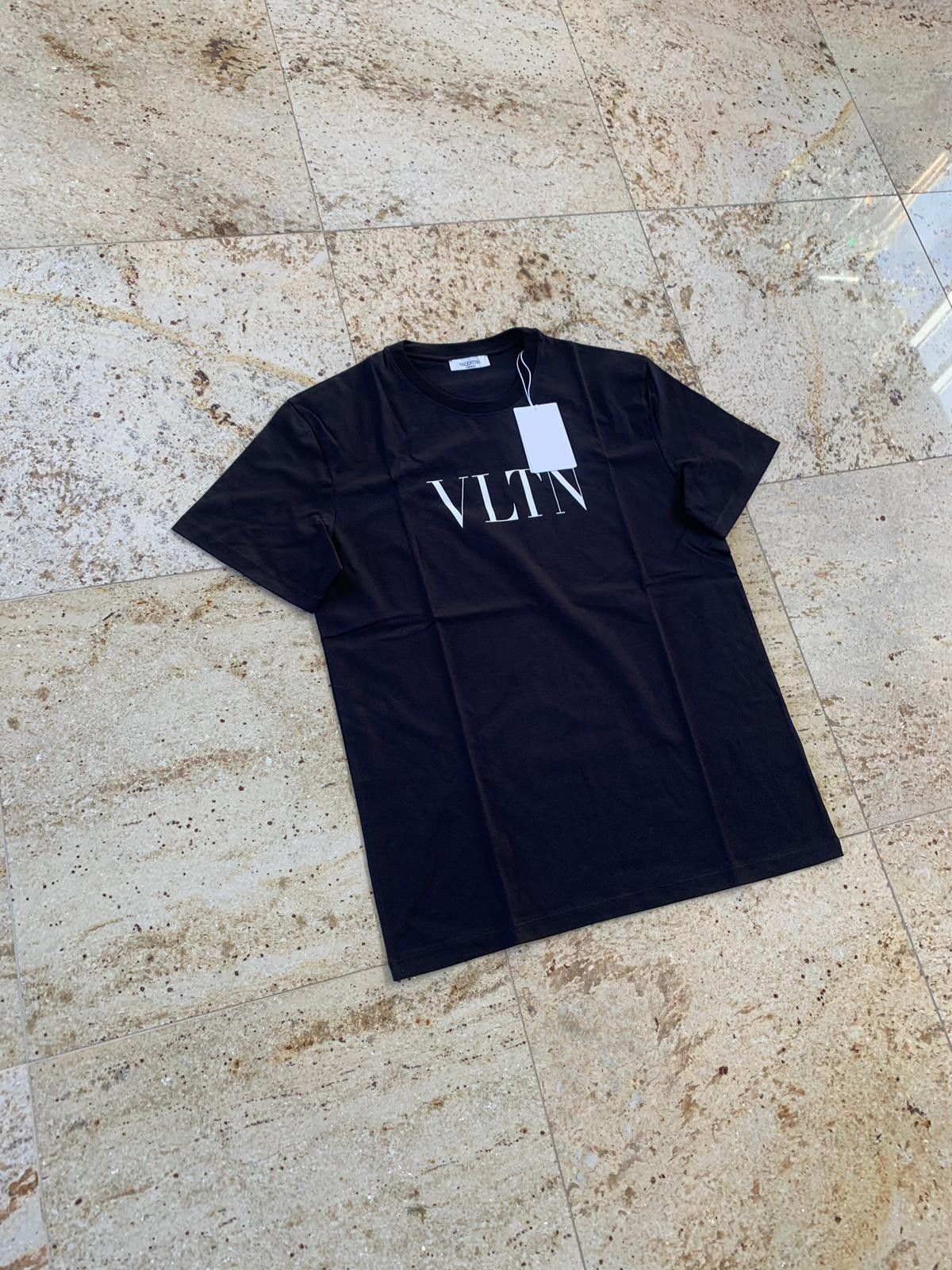 Valentino Logo Tee, SS in Black Size US S / EU 44-46 / 1 - 2 Thumbnail