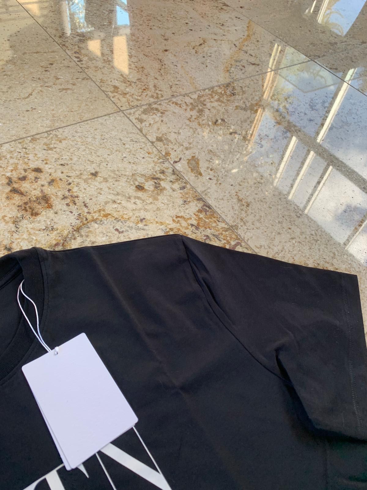 Valentino Logo Tee, SS in Black Size US S / EU 44-46 / 1 - 8 Thumbnail