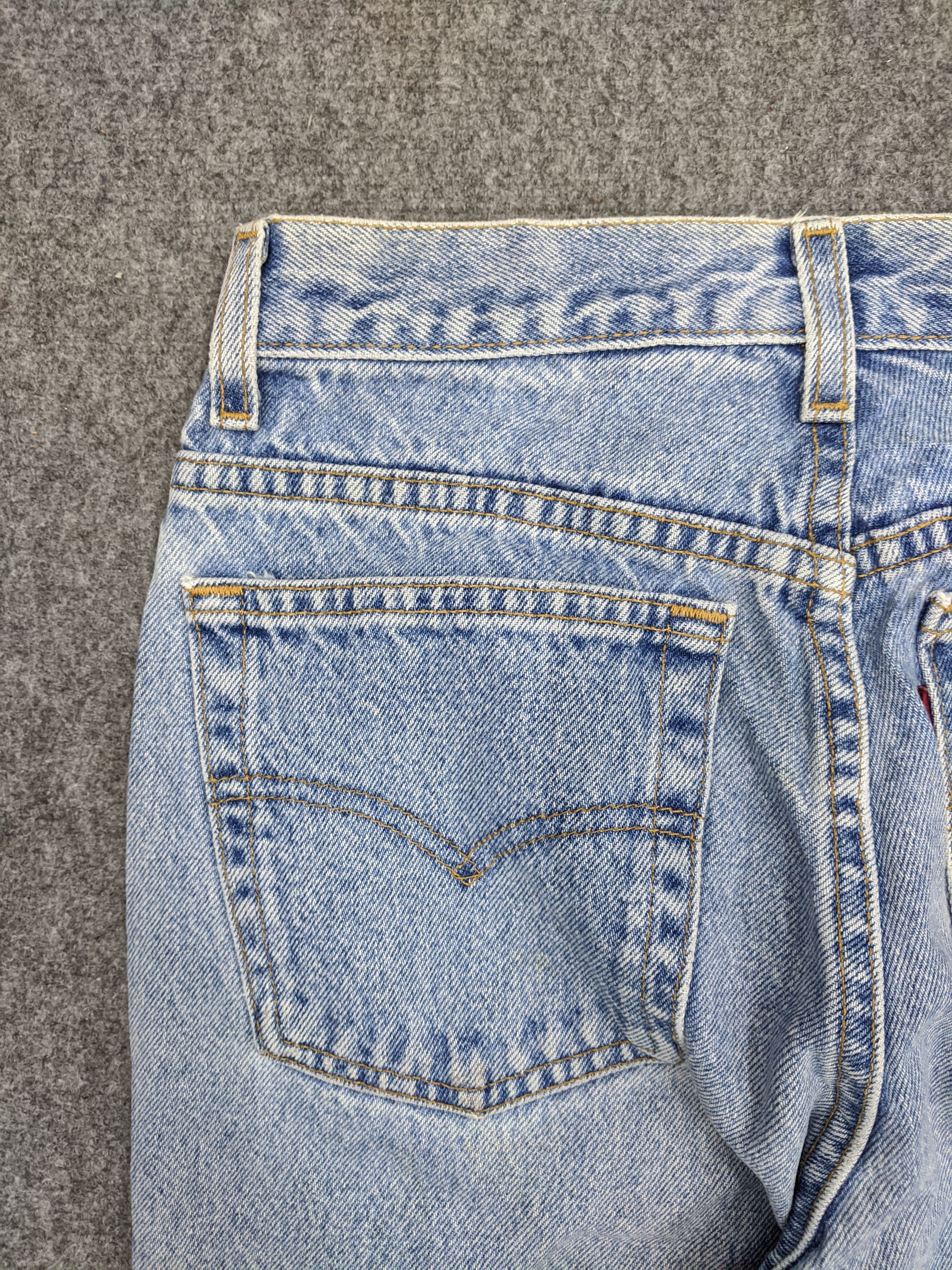 Levi's Vintage 90s Levis 512 Jeans Lightwash DP0897 Size US 28 / EU 44 - 11 Thumbnail