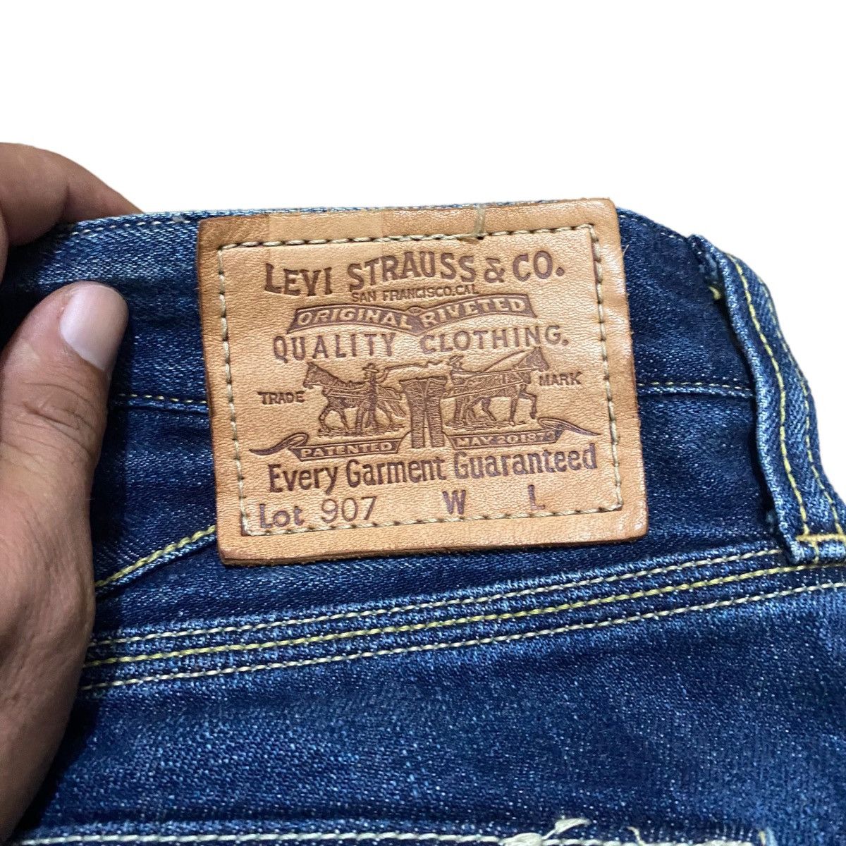 Levi's × Levi's Vintage Clothing × Vintage Steals🔥Vintage Levis Buckle Back Flare Bootcut Jeans Size 32" / US 10 / IT 46 - 9 Thumbnail