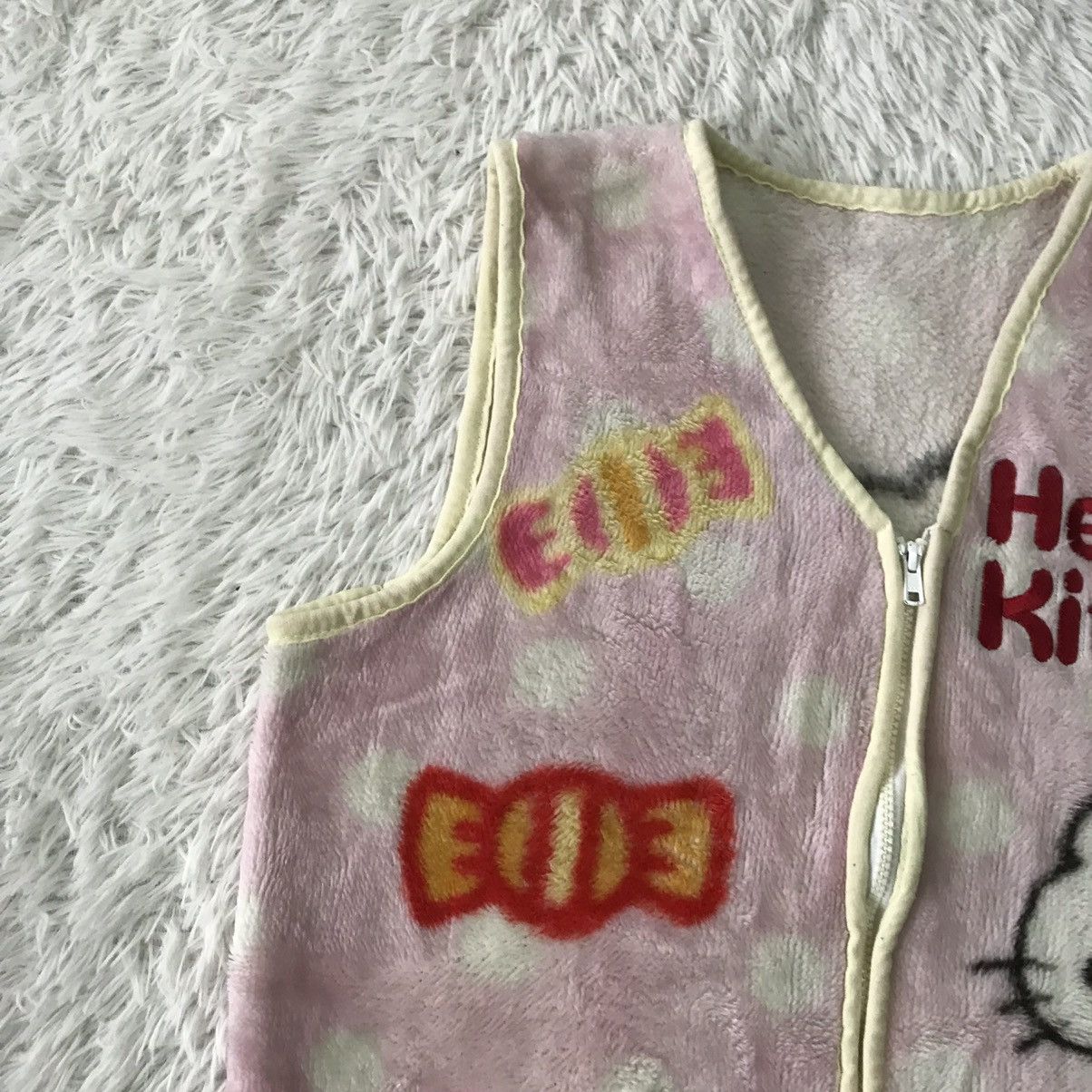 Anime Hello kitty vest Size US M / EU 48-50 / 2 - 9 Thumbnail