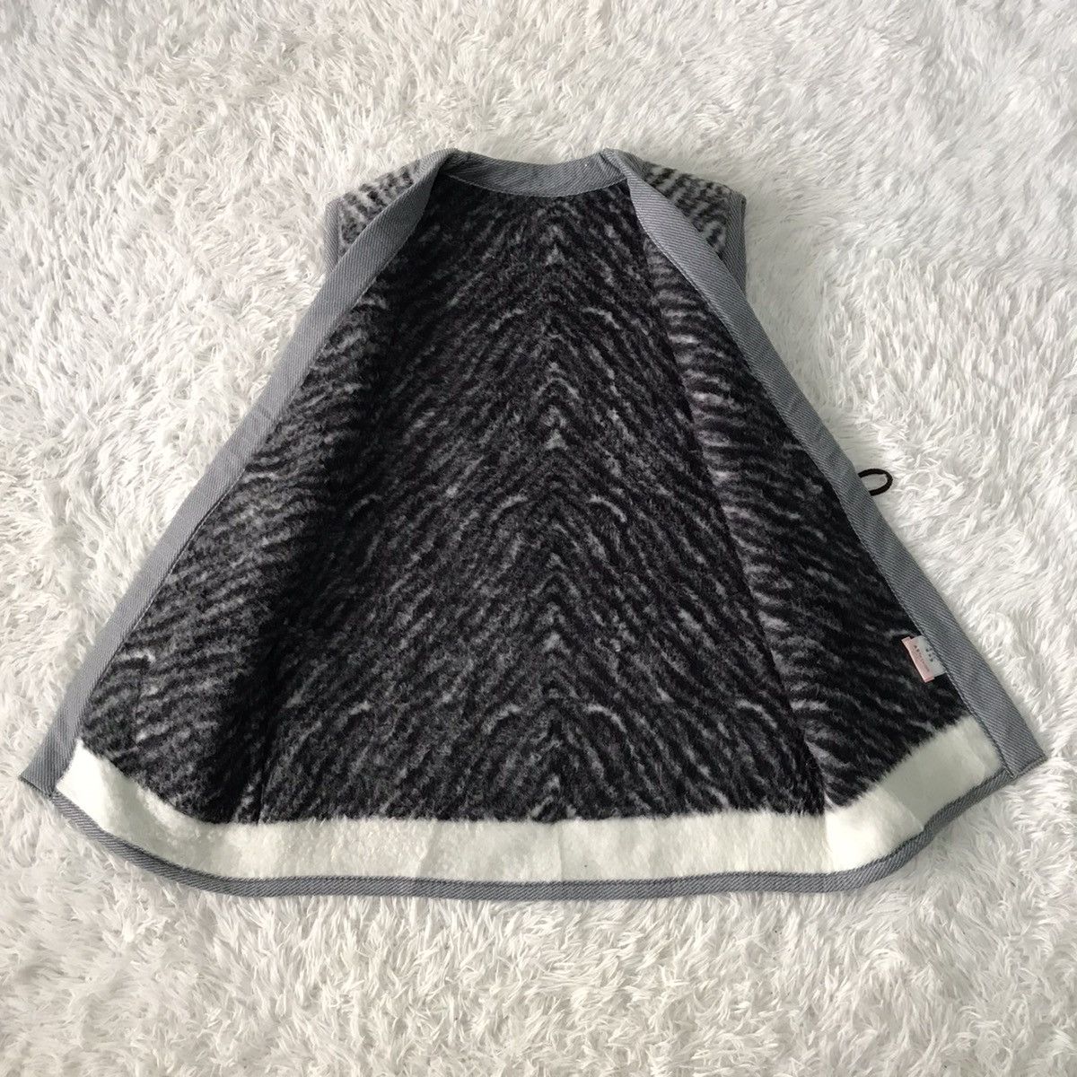 Japanese Brand Rare design sleeveless kimono made in Japan Size US M / EU 48-50 / 2 - 13 Thumbnail