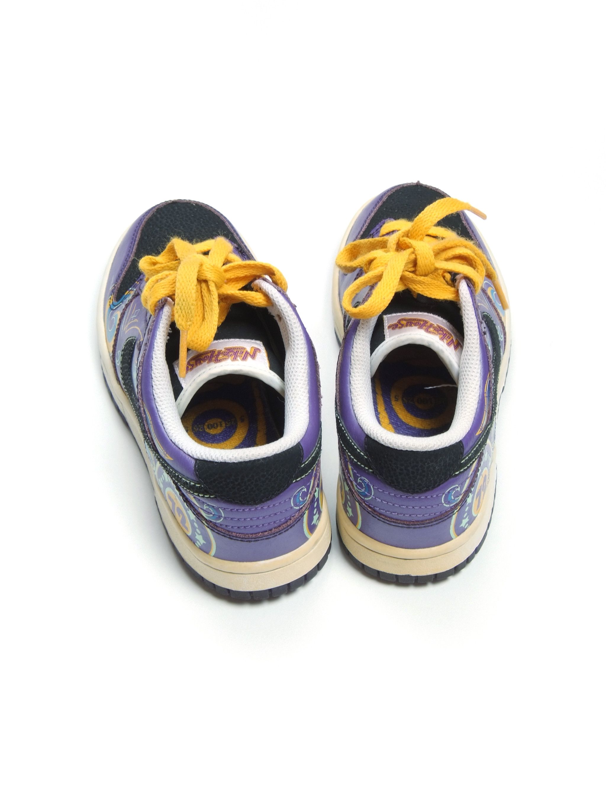 Nike Vintage NIKE Dunk Low Premium GS 'Fun House' EU 35.5-36 Size US 5.5 / IT 35.5 - 5 Thumbnail