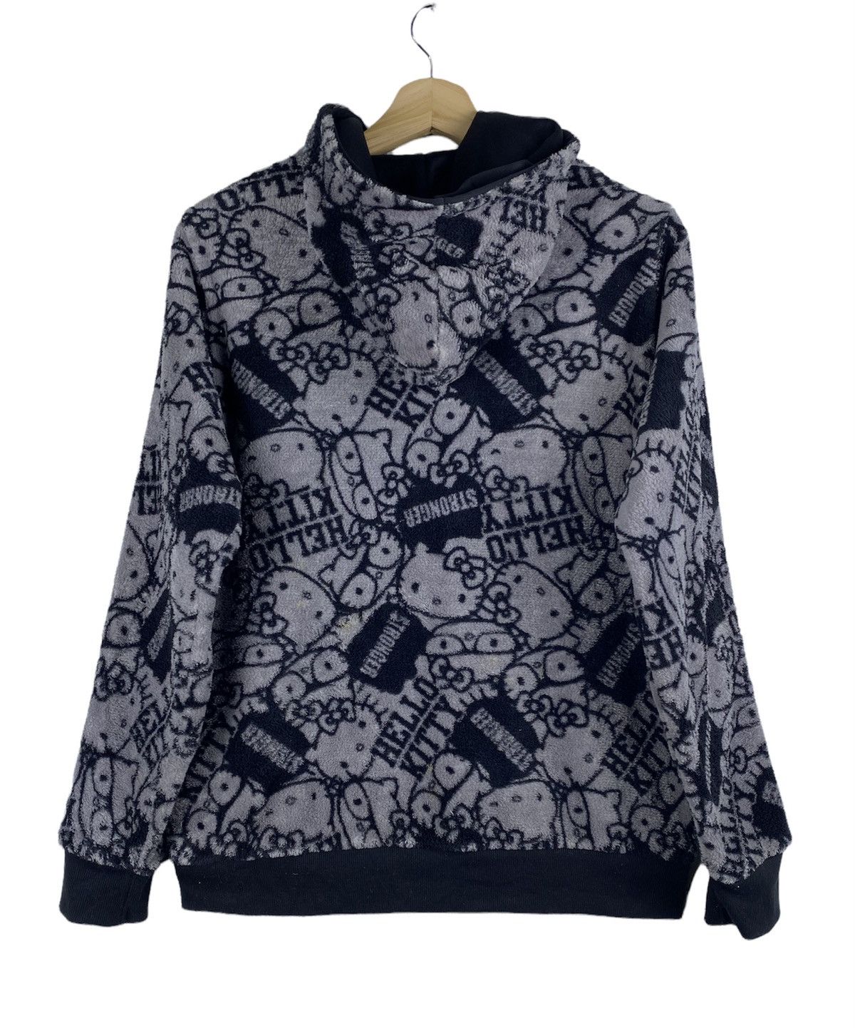 Japanese Brand OFFER 🔥 Vintage Hello Kitty Fleece Fullprint Hoodie Jacket Size XXL / US 16-18 / IT 52-54 - 6 Thumbnail
