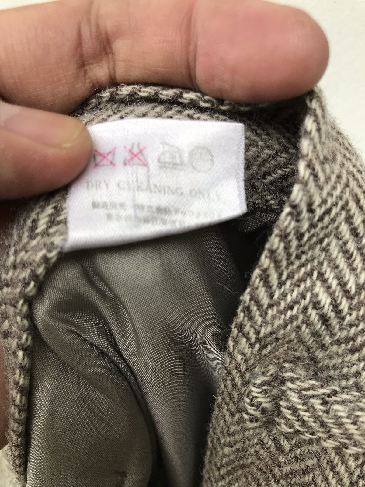 Japanese Brand Japanese Brand Do! Family Co.Ltd Wool Herringbone Pants Size US 28 / EU 44 - 10 Thumbnail