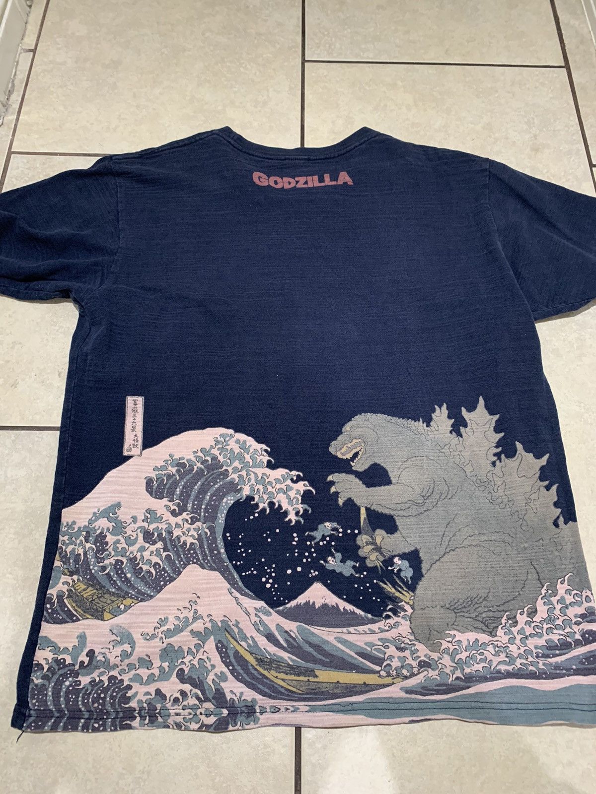 Japanese Brand Godzilla Tsunami Tee Size US L / EU 52-54 / 3 - 1 Thumbnail