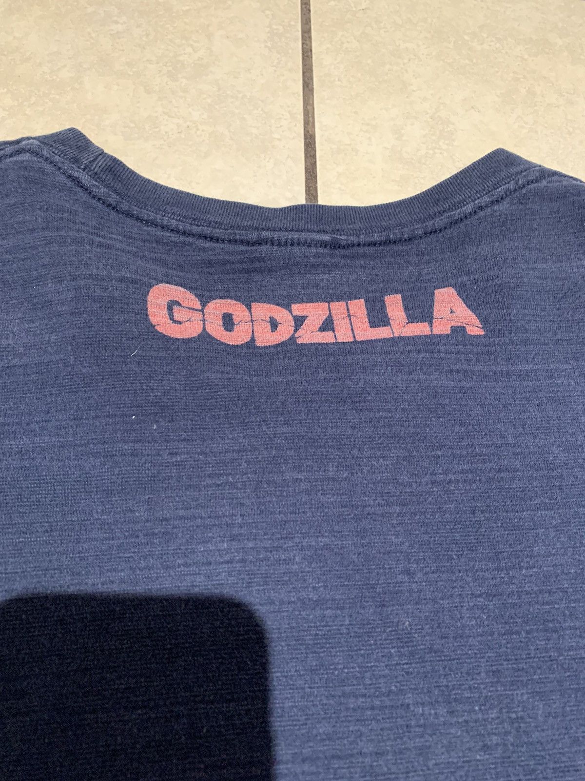 Japanese Brand Godzilla Tsunami Tee Size US L / EU 52-54 / 3 - 3 Thumbnail