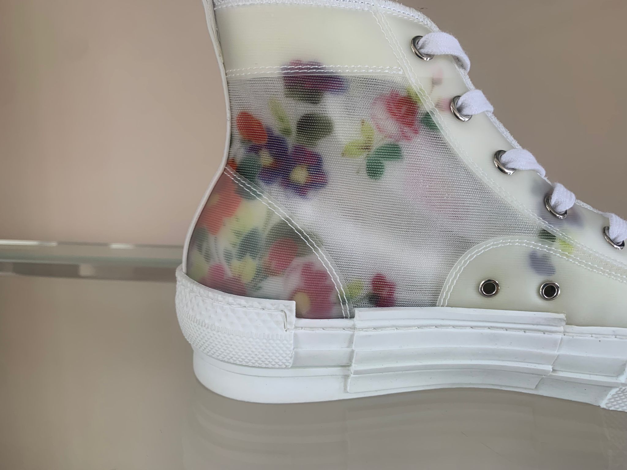 Dior o1rshd1 B23 Floral Oblique in Floral Size US 8 / EU 41 - 11 Thumbnail