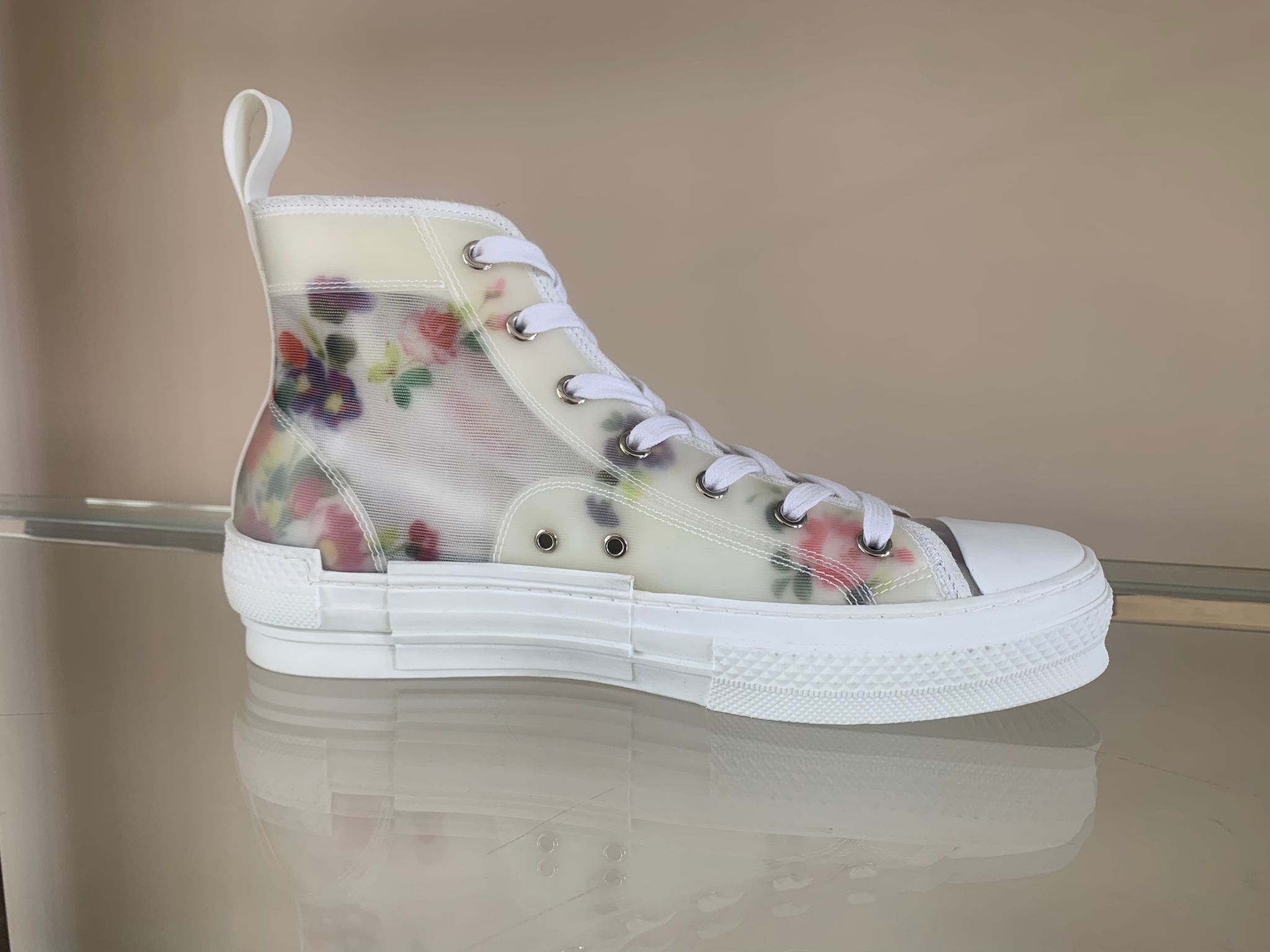 Dior o1rshd1 B23 Floral Oblique in Floral Size US 8 / EU 41 - 10 Thumbnail