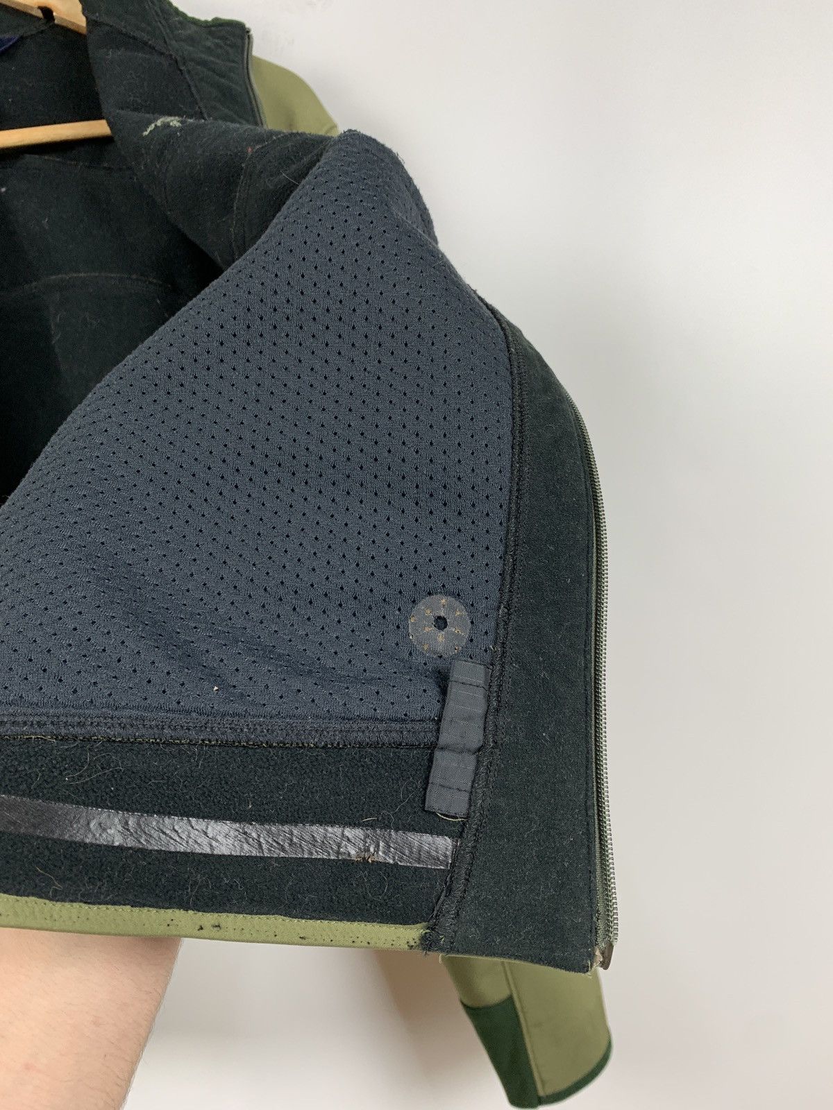 Arc'teryx Vintage Arcteryx Women’s Softshell Khaki Jacket Size XL / US 12-14 / IT 48-50 - 18 Thumbnail