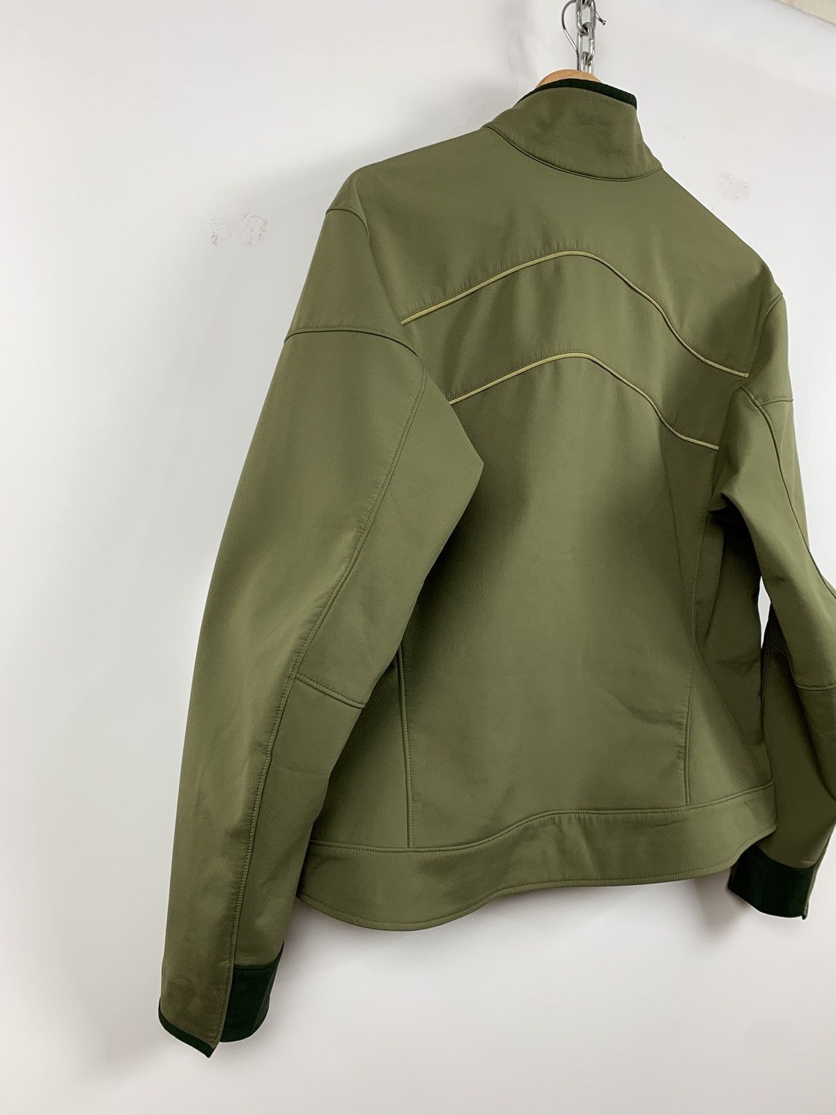 Arc'teryx Vintage Arcteryx Women’s Softshell Khaki Jacket Size XL / US 12-14 / IT 48-50 - 15 Thumbnail