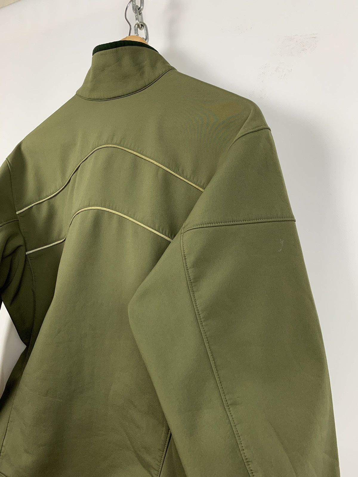 Arc'teryx Vintage Arcteryx Women’s Softshell Khaki Jacket Size XL / US 12-14 / IT 48-50 - 13 Thumbnail