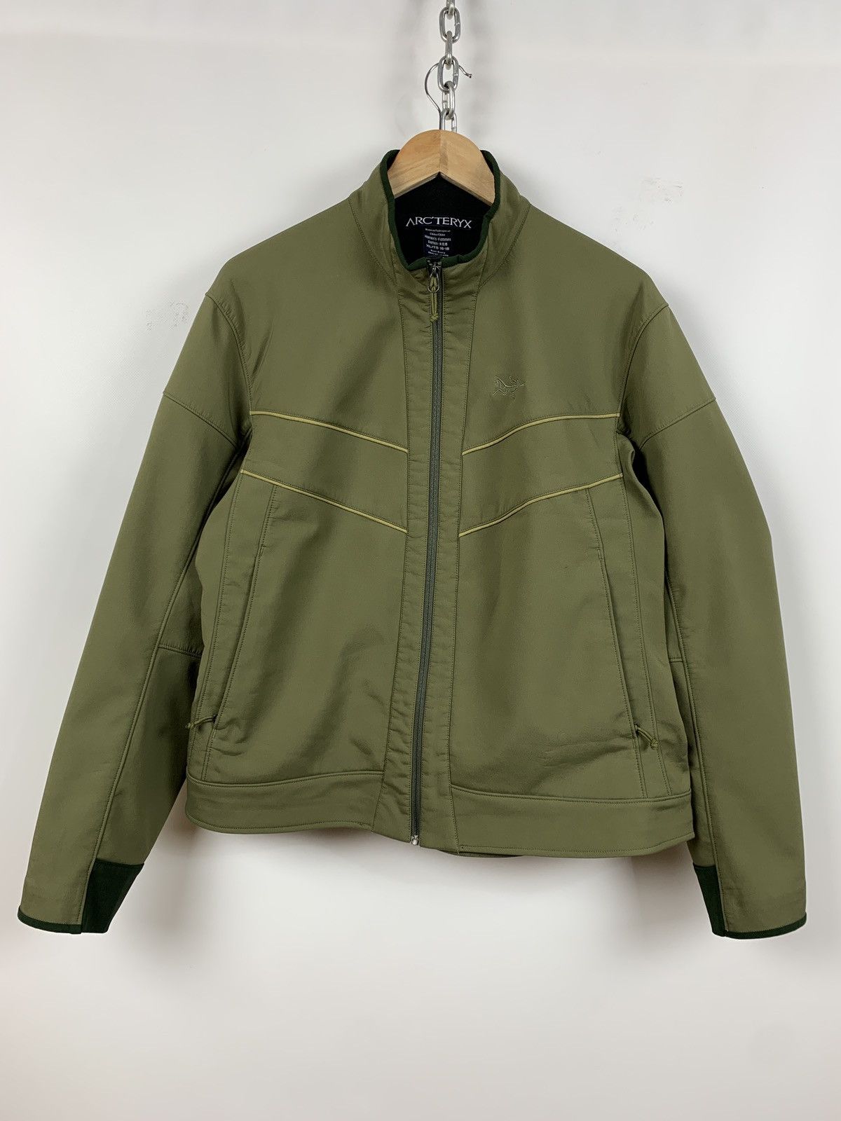 Arc'teryx Vintage Arcteryx Women’s Softshell Khaki Jacket Size XL / US 12-14 / IT 48-50 - 1 Thumbnail