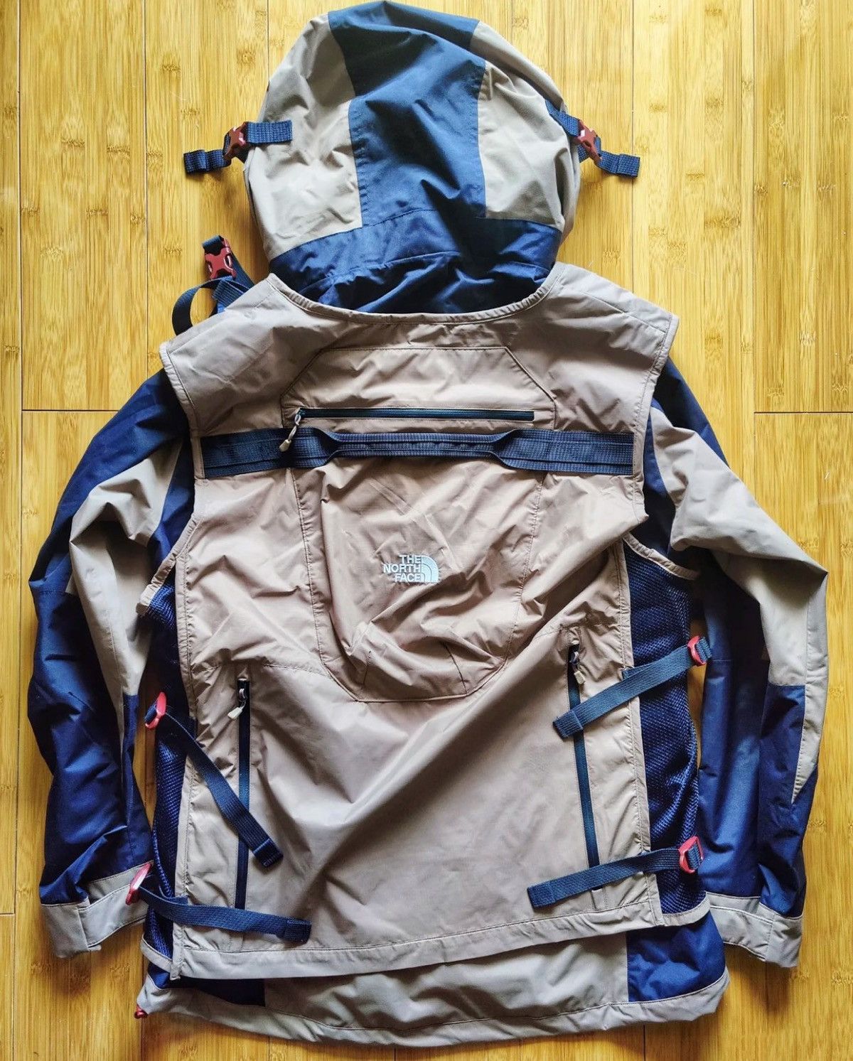 Kazuki Kuraishi × The North Face Urban Exploration KAZUKI Alpha Utility Dryvent Jacket Size US L / EU 52-54 / 3 - 2 Thumbnail