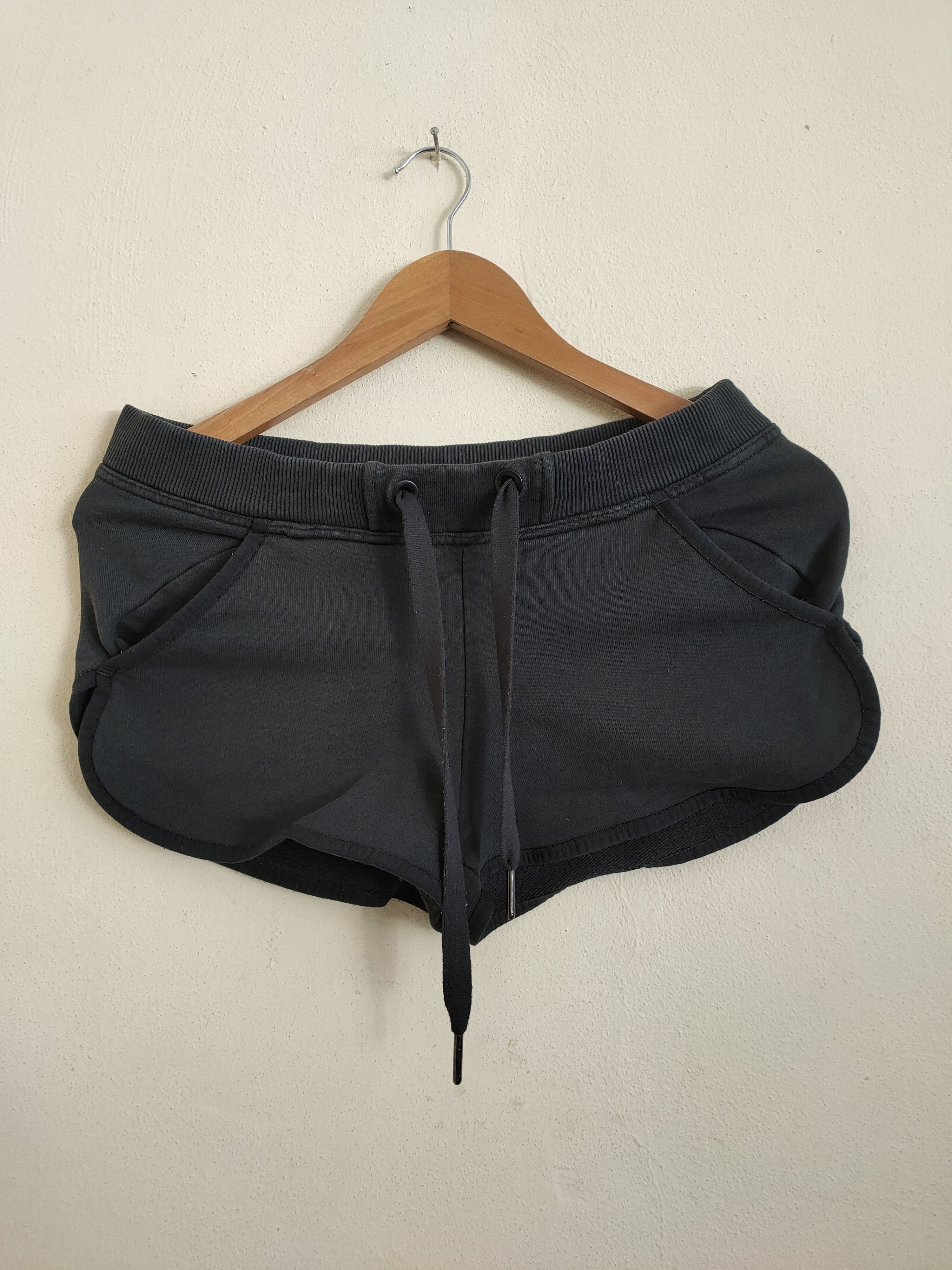 Adidas × Vintage Vintage Adidas Stella McCartney Short Pants Size US 30 / EU 46 - 4 Thumbnail
