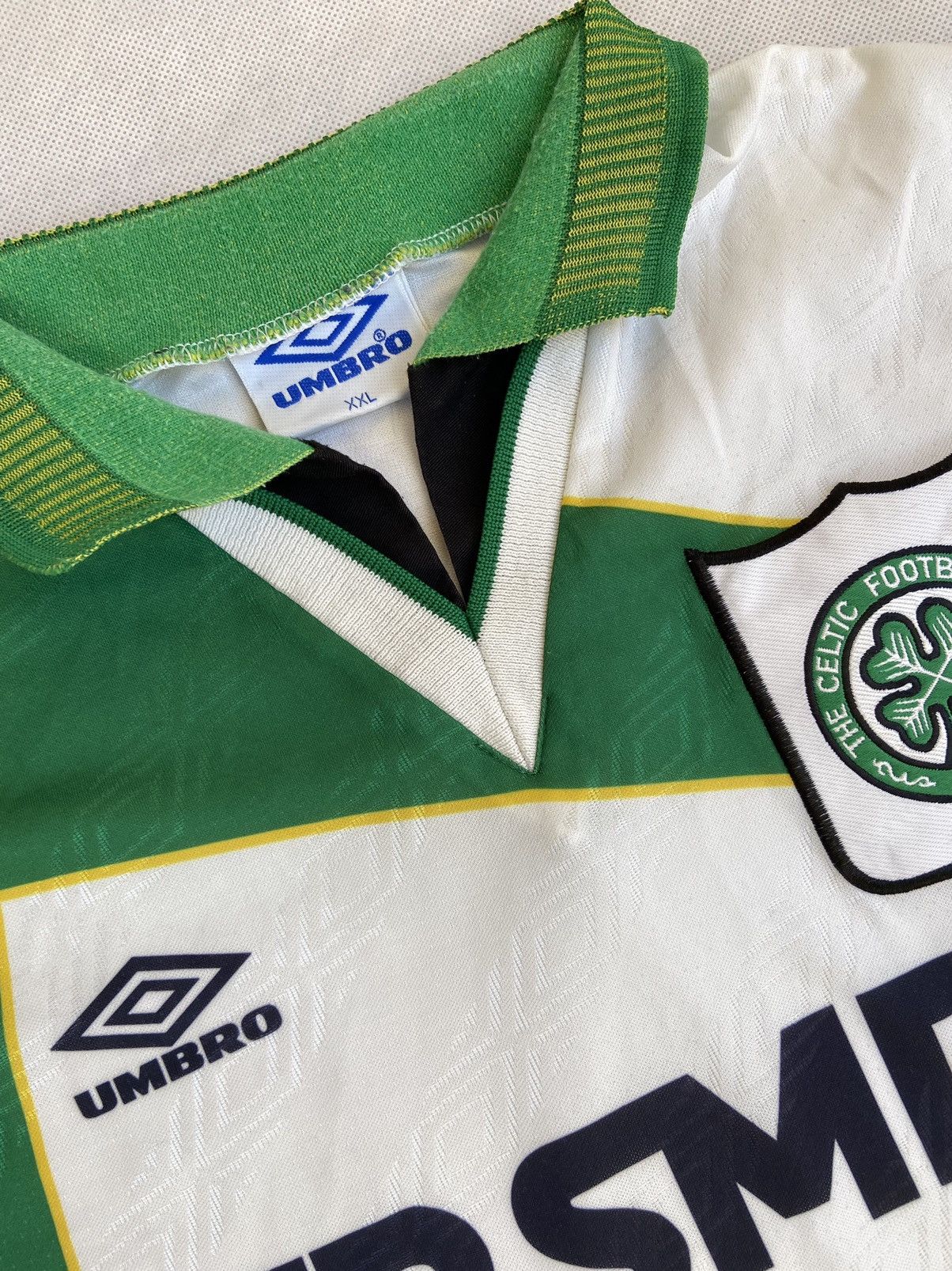 Umbro × Vintage RARE UMBRO CELTIC 1994/95 AWAY SOCCER SHIRT JERSEY Size US XXL / EU 58 / 5 - 4 Thumbnail